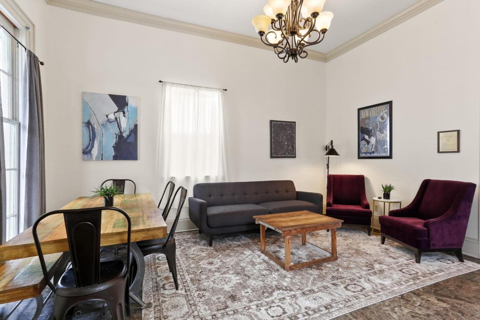 3bd Steps To Saint Charles Gated Parking Holiday home New Orleans