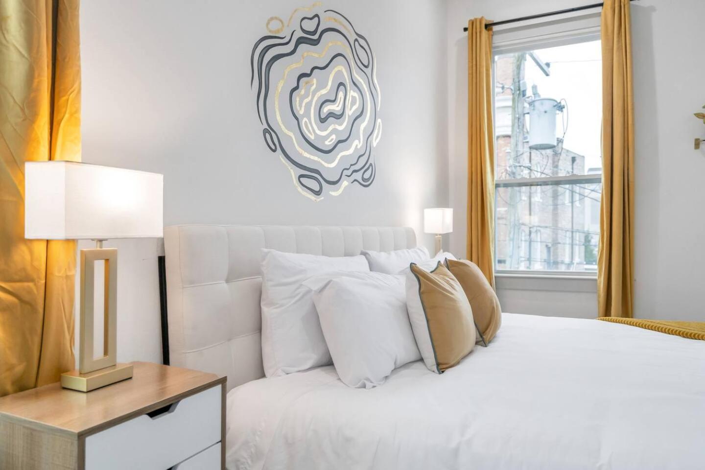 Mid-city 3 King Br W Fire Pit & Parking *