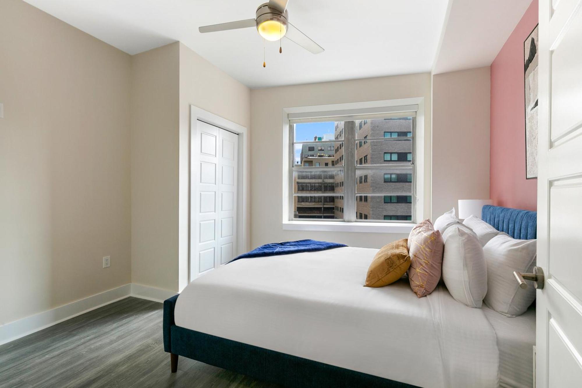 Apartment Nola Charm - Luxury 4-bed Retreat Steps From French Quarter