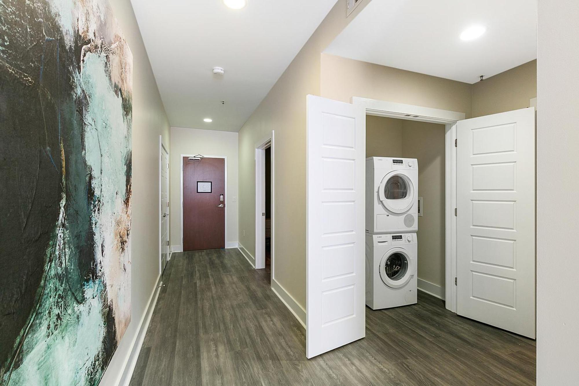 Nola Charm - Luxury 4-bed Retreat Steps From French Quarter Apartment New Orleans
