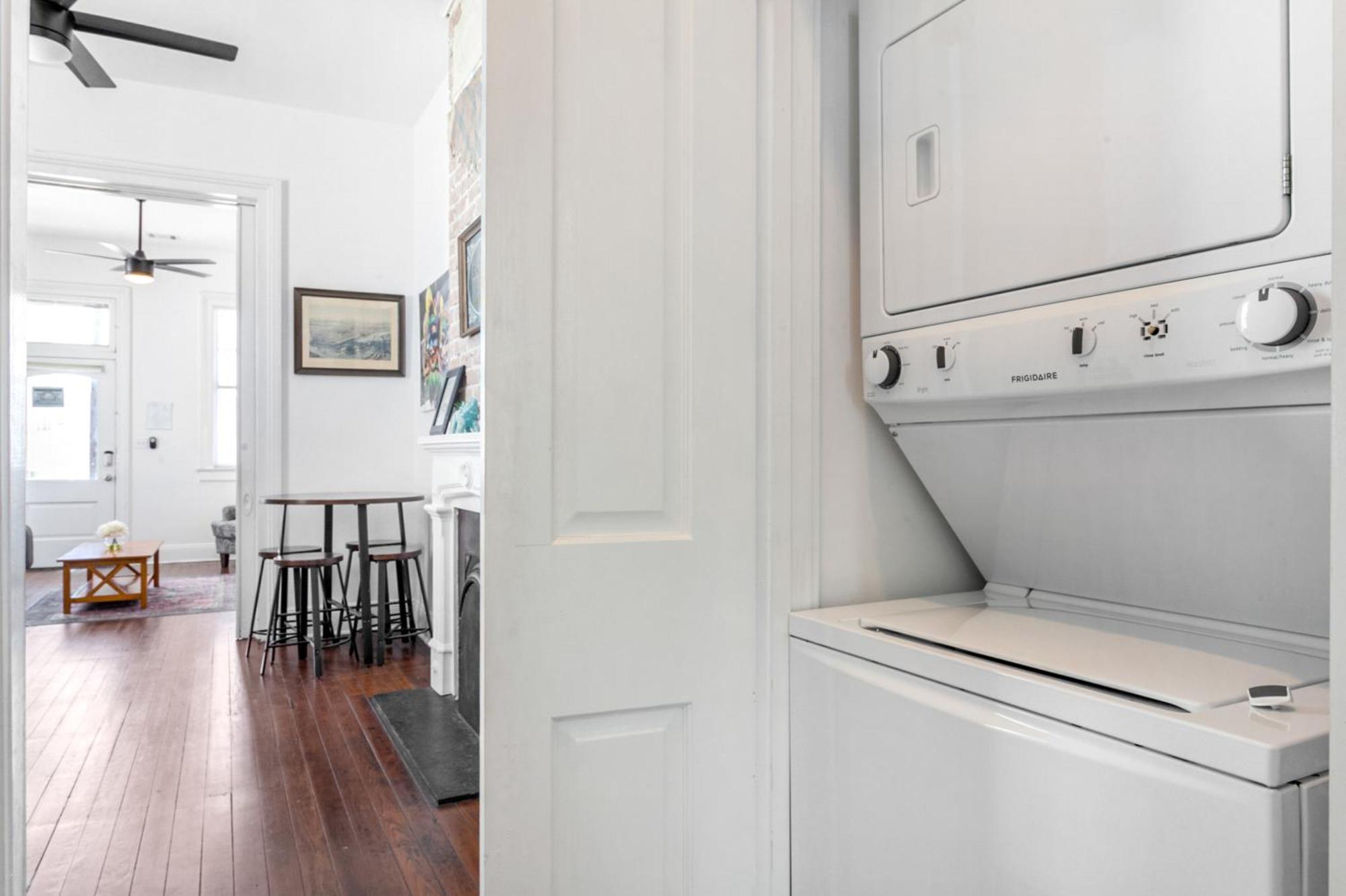 Luxury 4br In Uptown Nola Apartment *