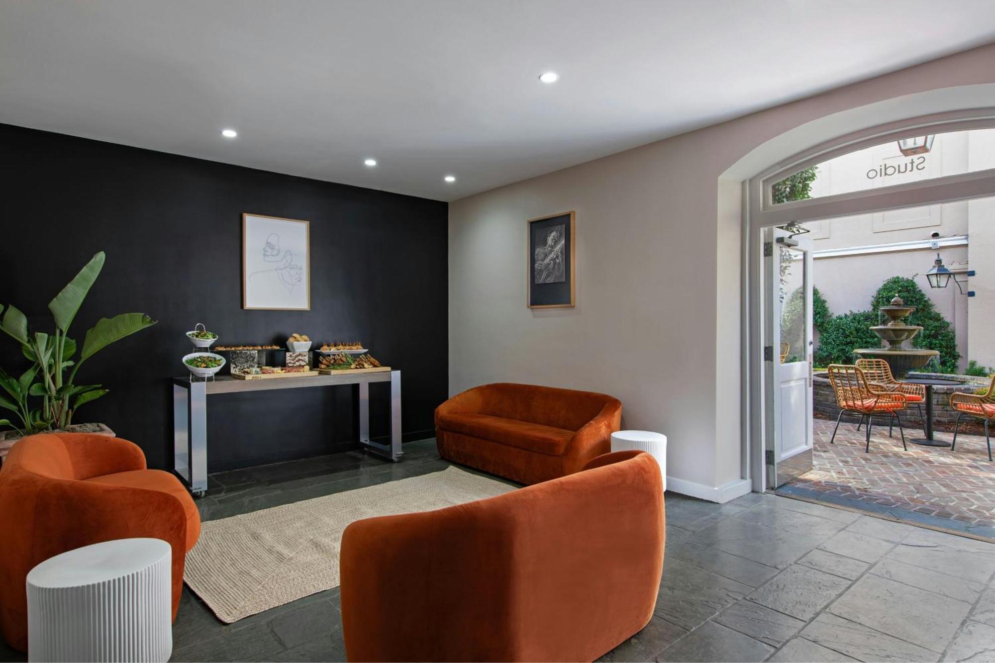 De La Poste - French Quarter, A Renaissance