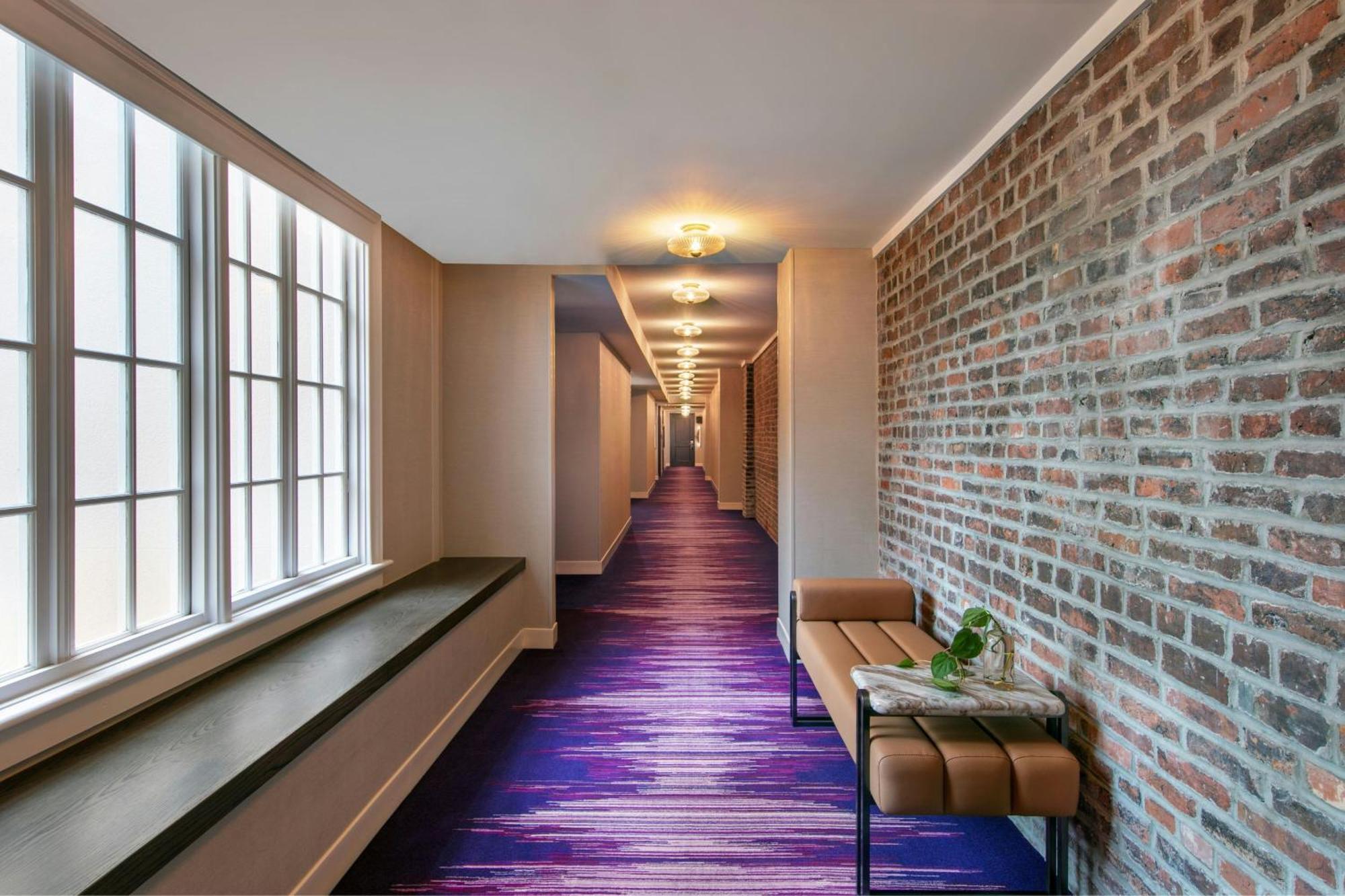 De La Poste - French Quarter, A Renaissance Hotel 4*