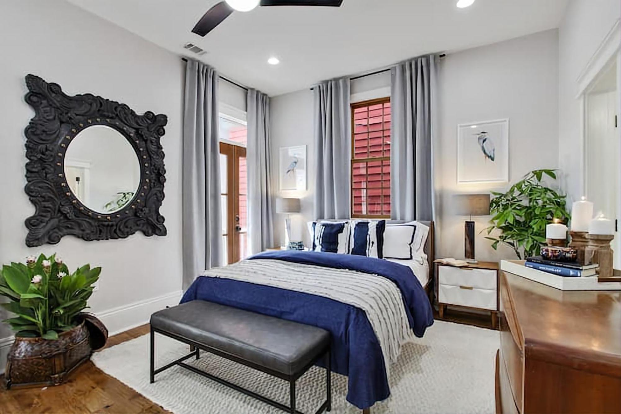 Designer Walking Distance To The French Quarter's