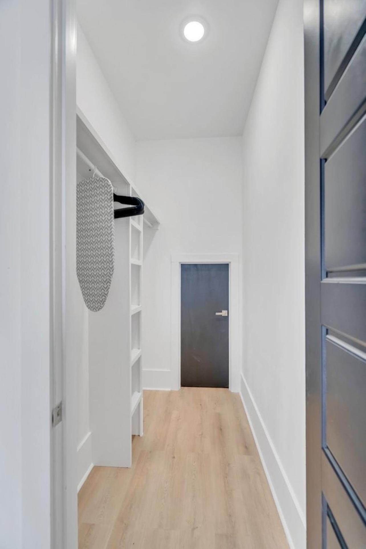 Chateau Miro 5br Mid-city Retreat Near Superdome Holiday home