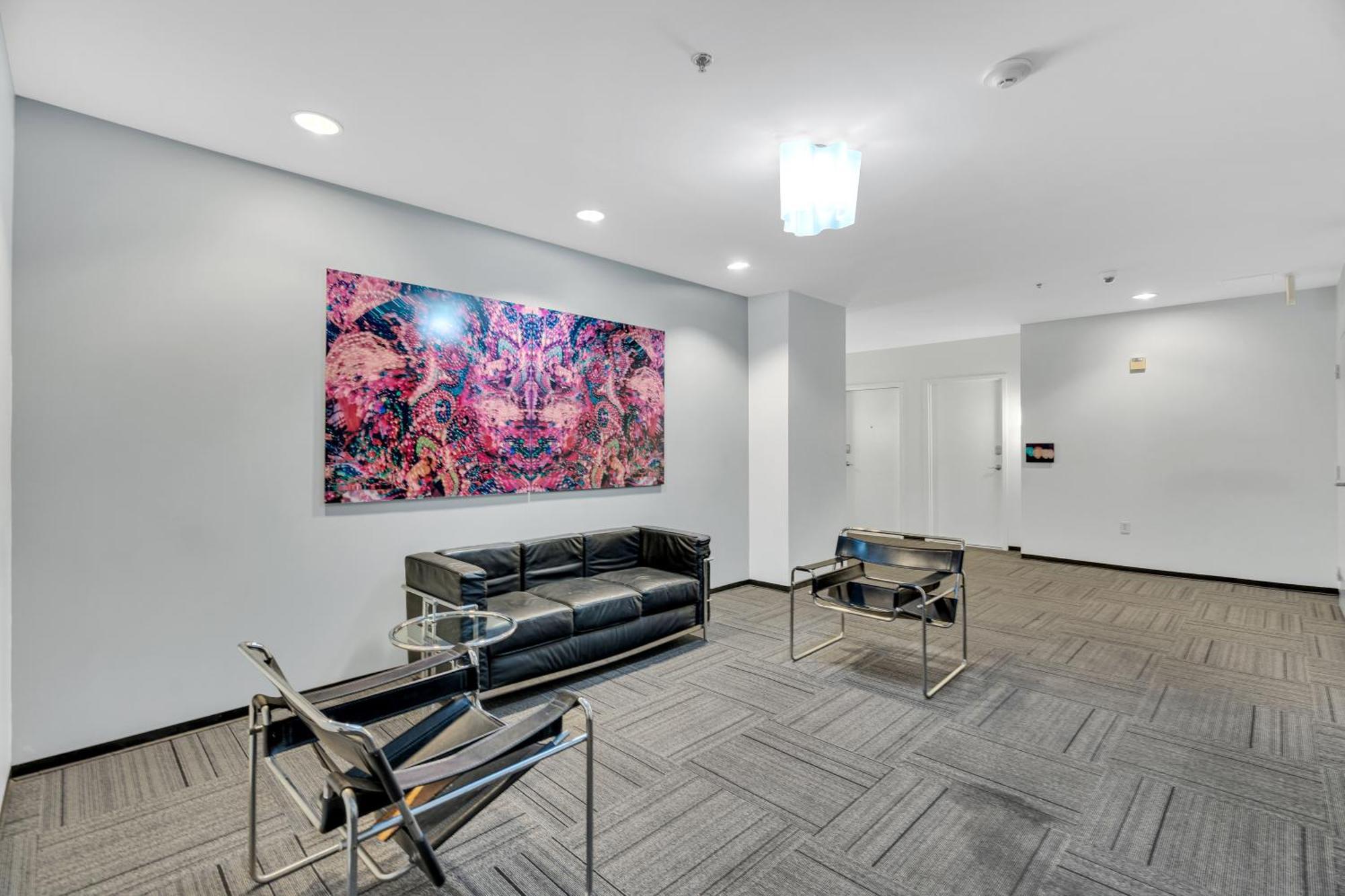 Condo W Rooftop Gym By Canal St Holiday home New Orleans