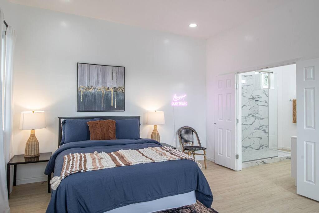 Vibrant Gray Downtown Loft Apartment *