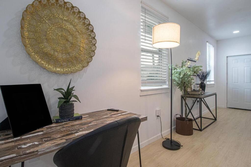 Luxury Blue Loft Downtown Nola *