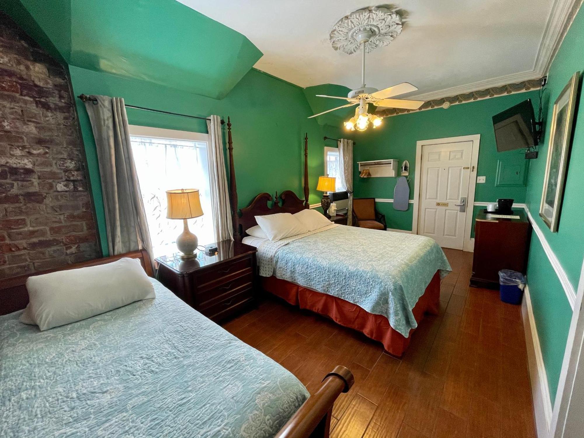 Convento Hotel New Orleans