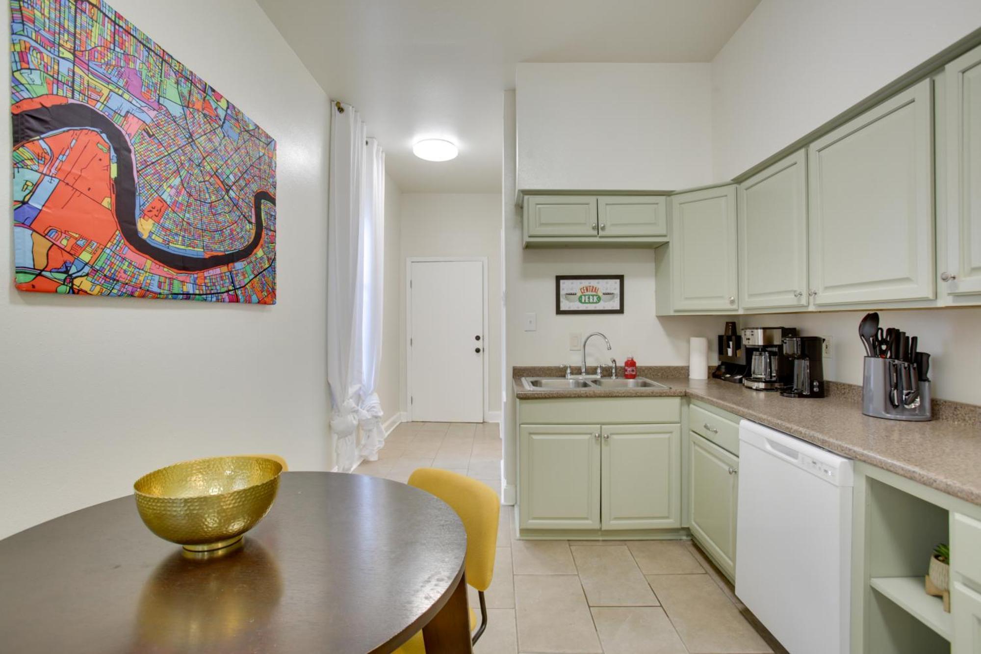 Nola Gem 3 Mi To French Quarter *