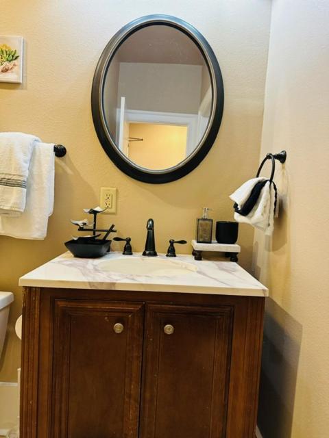 Downtown Beignet Apartment *