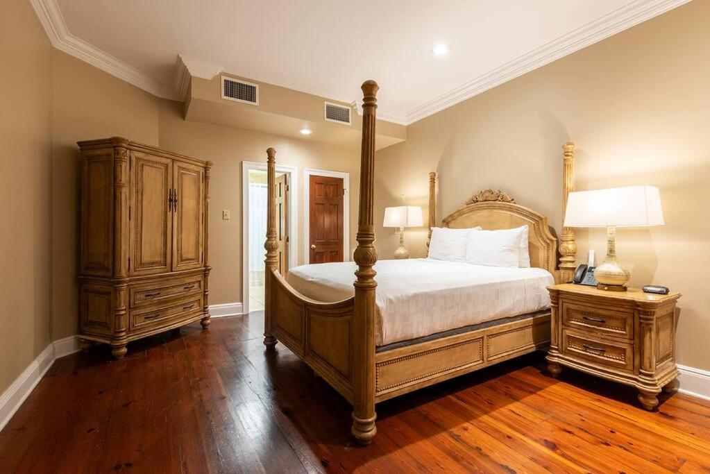 Hotel St. Philip Manor French Quarter New Orleans