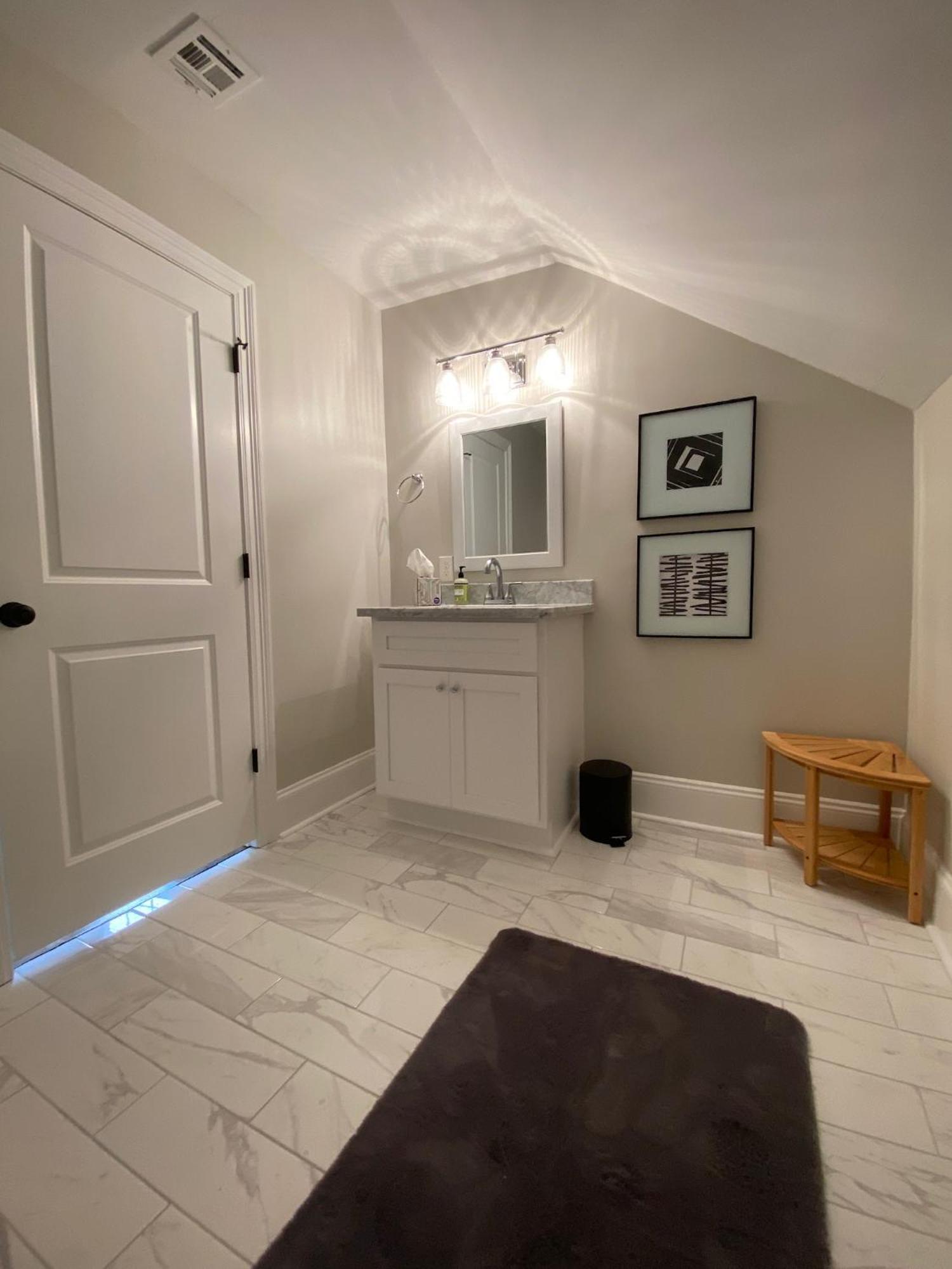 Holiday home Luxe Historic With Pool & Hot Tub *