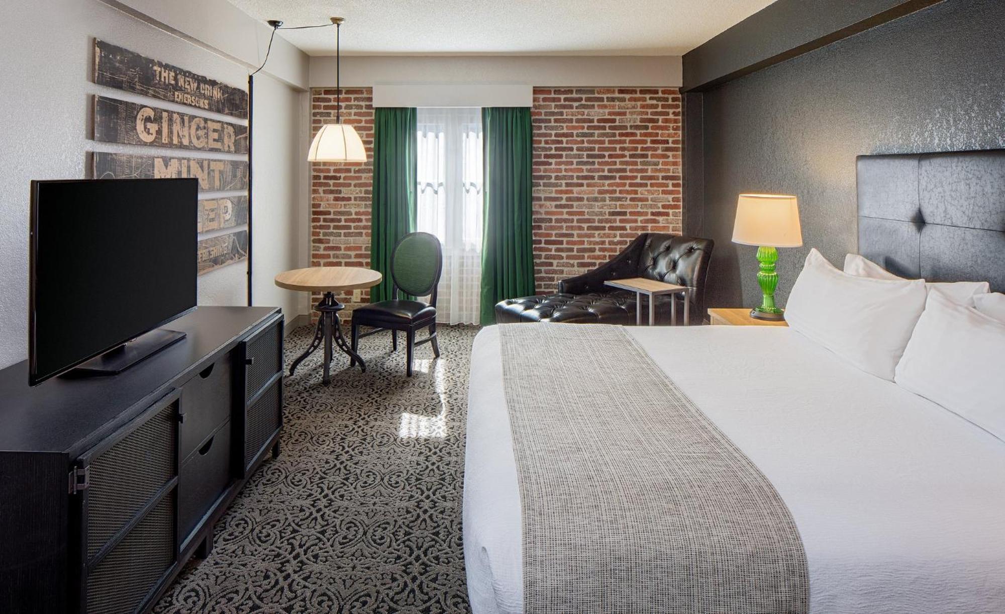 Hotel French Quarter-chateau Lemoyne By Ihg New Orleans