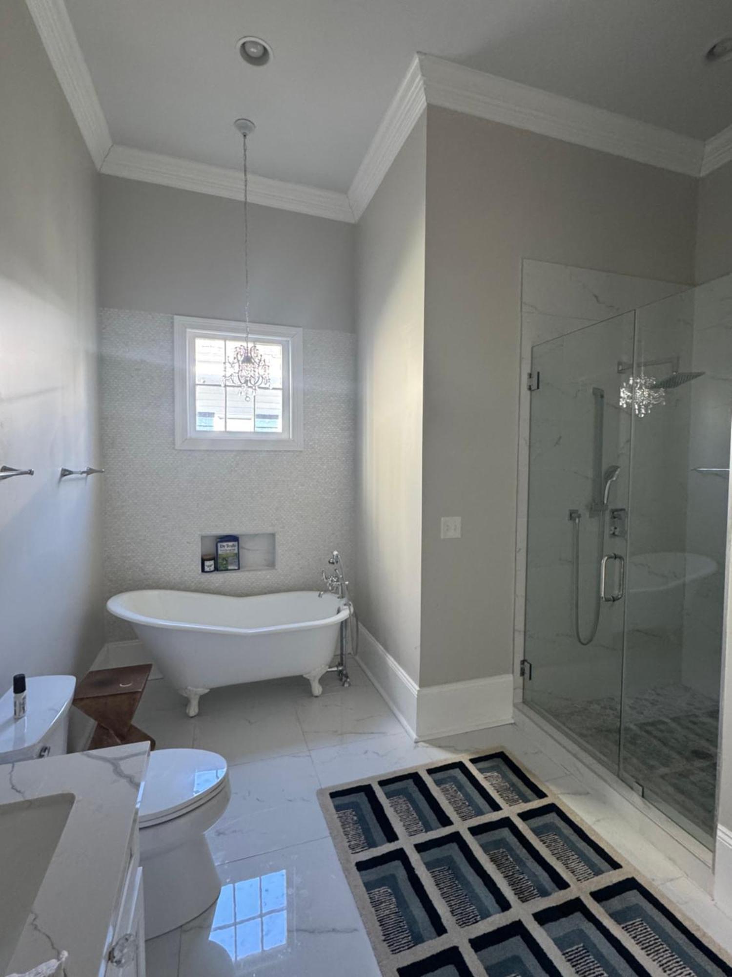 Luxe Historic With Pool & Hot Tub *