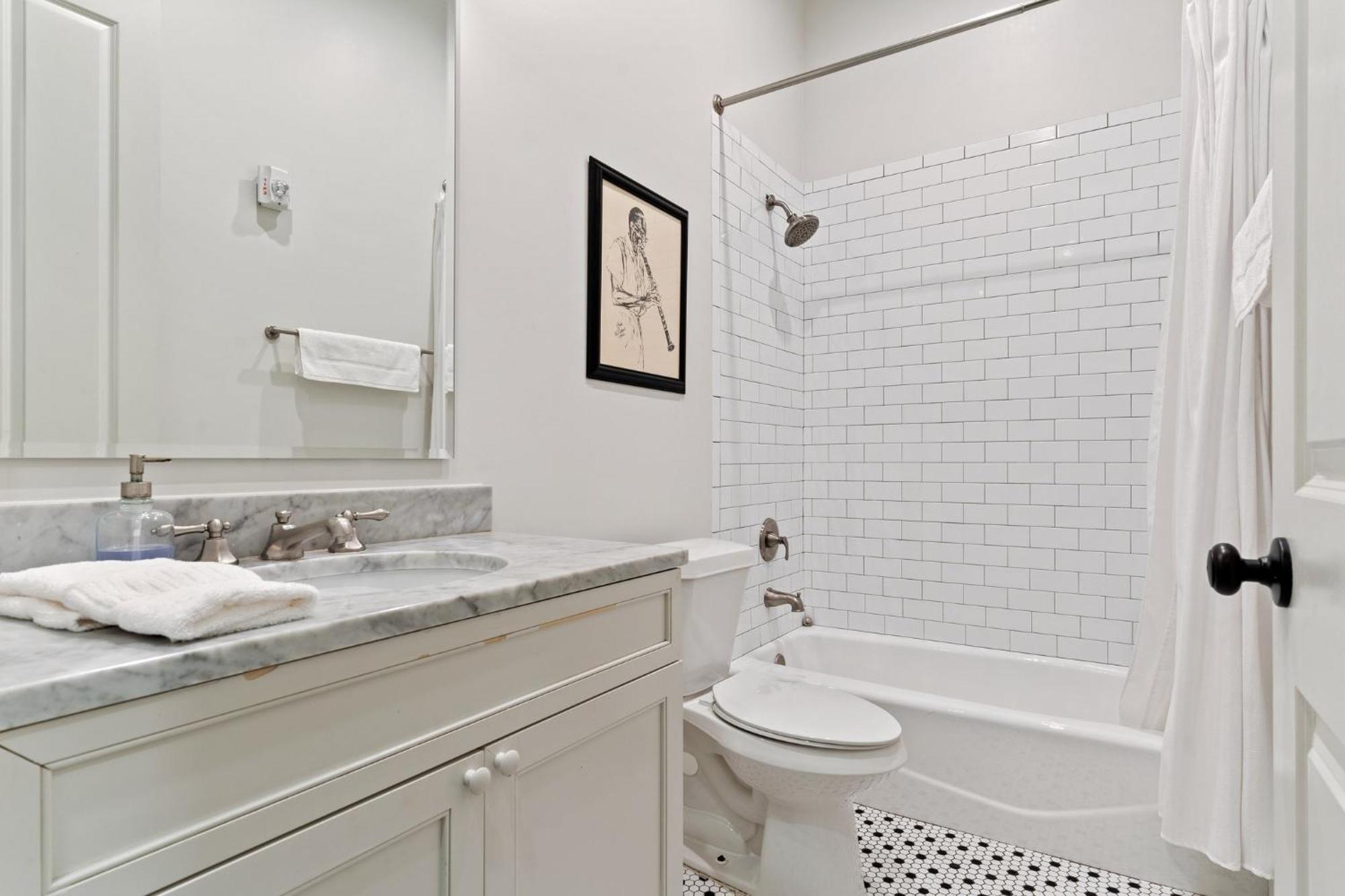4br Cbd Home, Ideal For Groups & Great Memories New Orleans