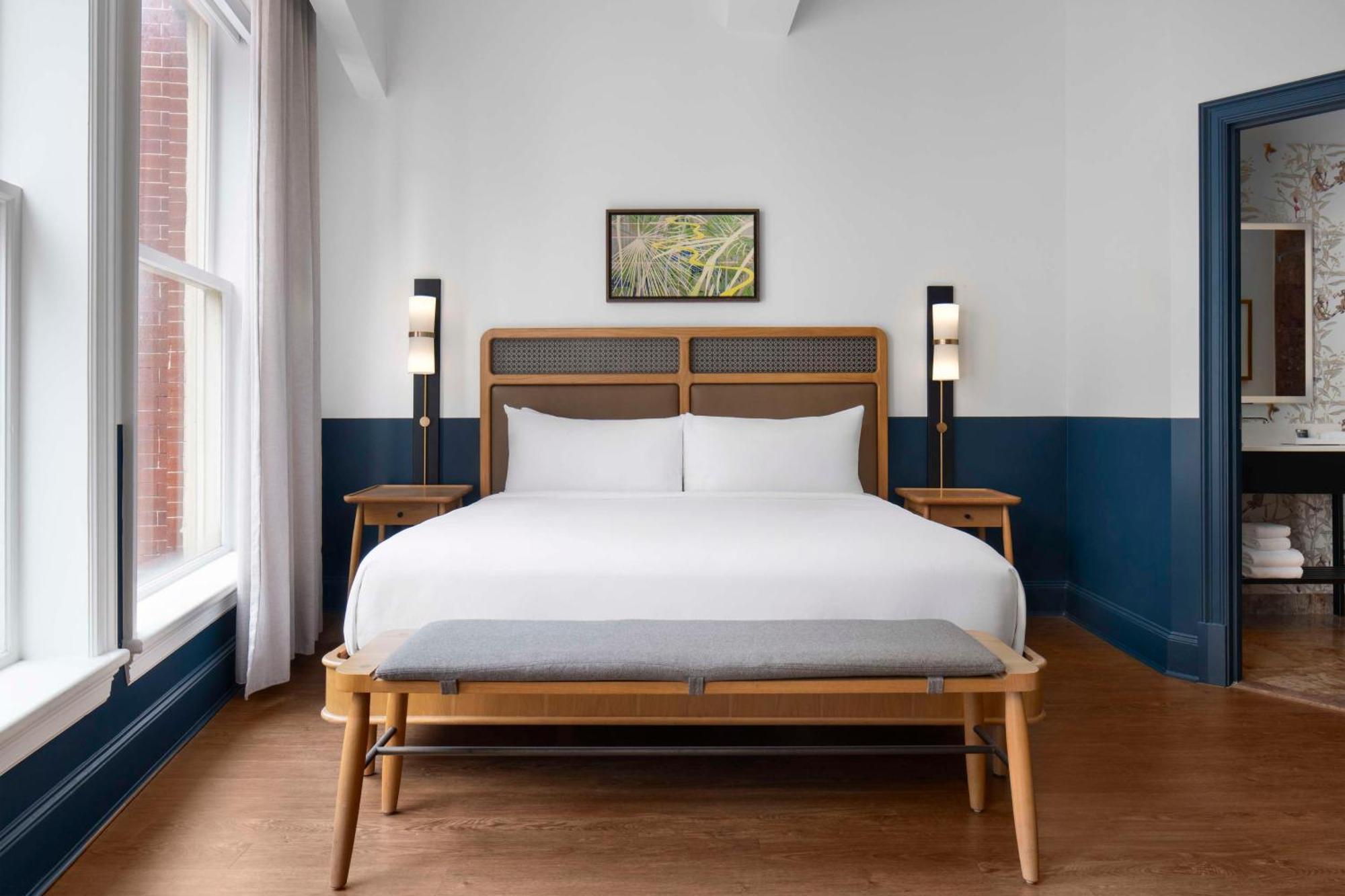 Theo New Orleans, Tapestry Collection By Hilton Hotel