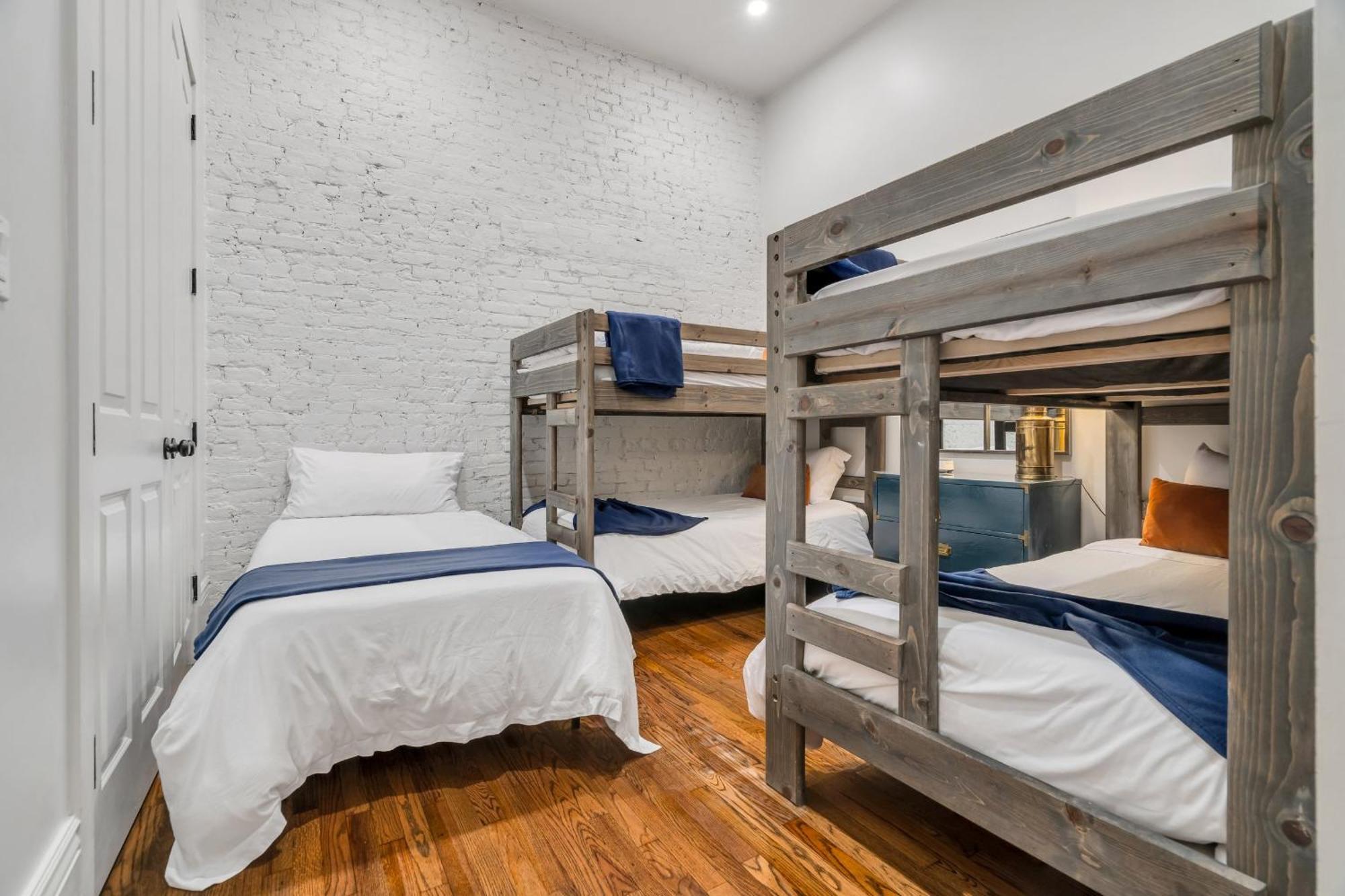 4-br Near Bourbon St Hotel New Orleans