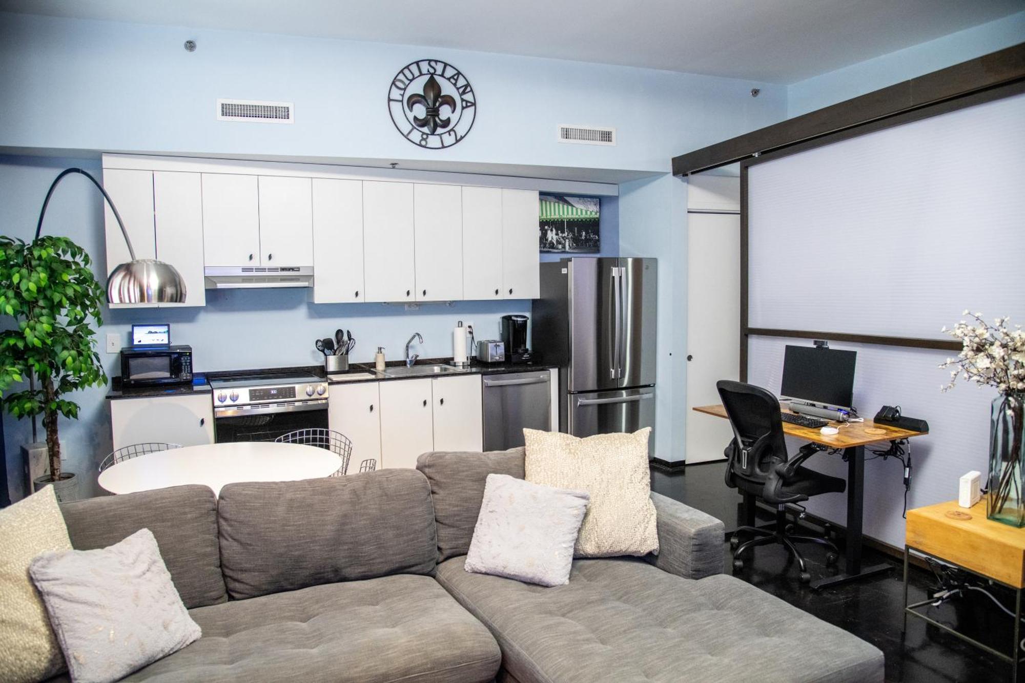 Holiday home Condo W Rooftop Gym By Canal St *