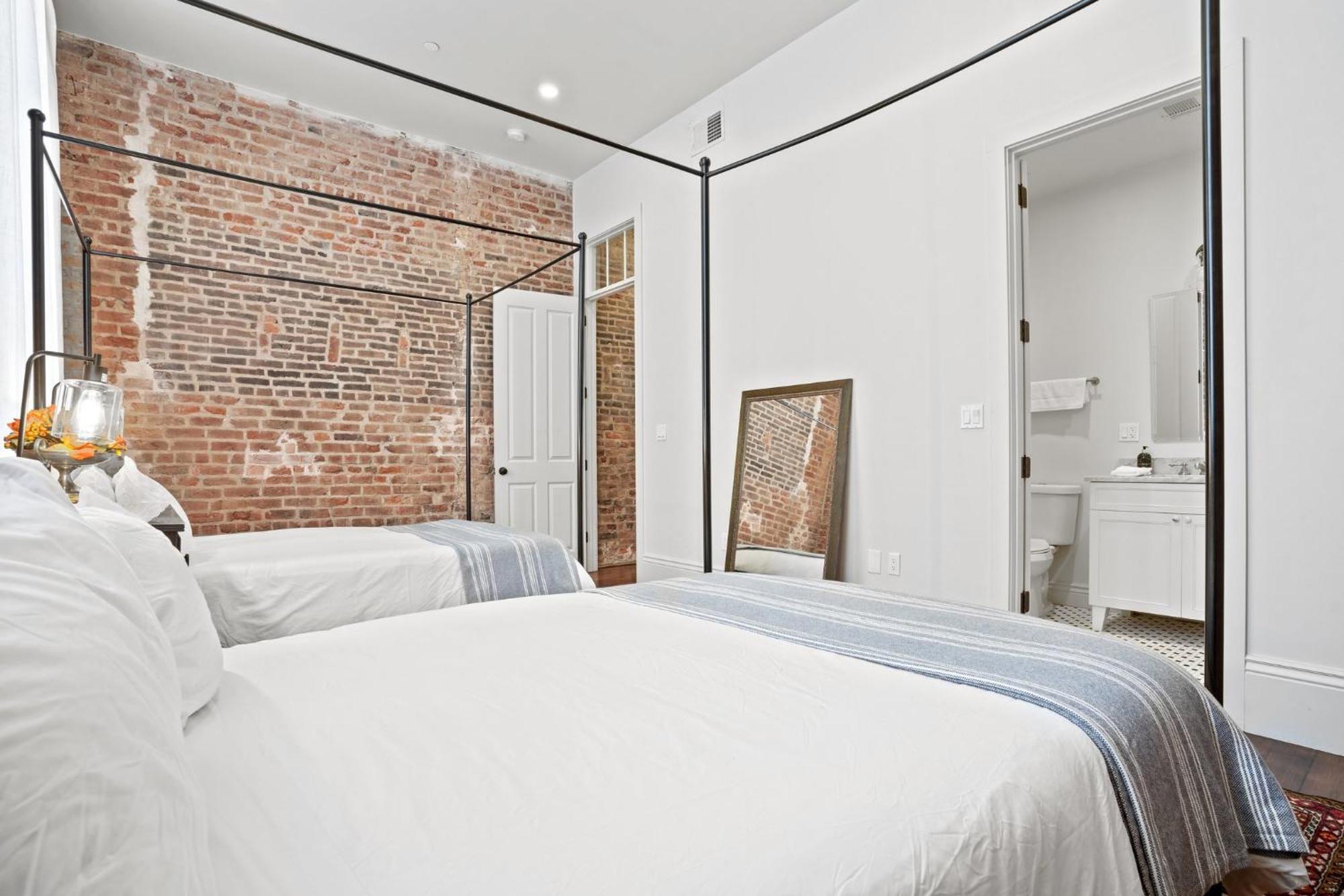 4-br Near Bourbon St Hotel New Orleans