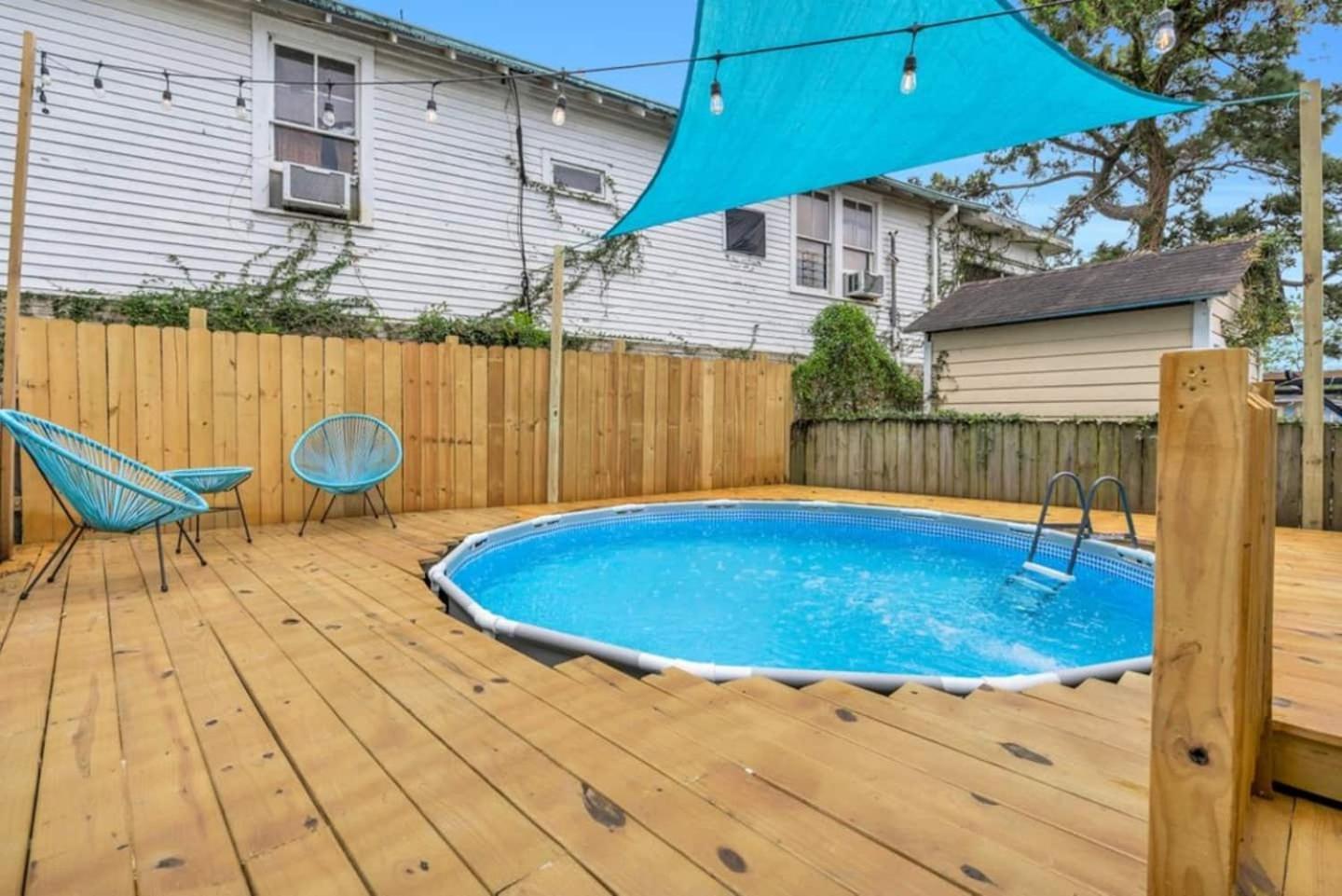 Holiday home Mid-city 3br W Pool Balcony Near Streetcar & Fq