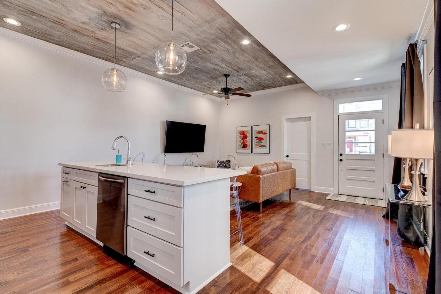 Mid-city 3br W Pool Balcony Near Streetcar & Fq * New Orleans