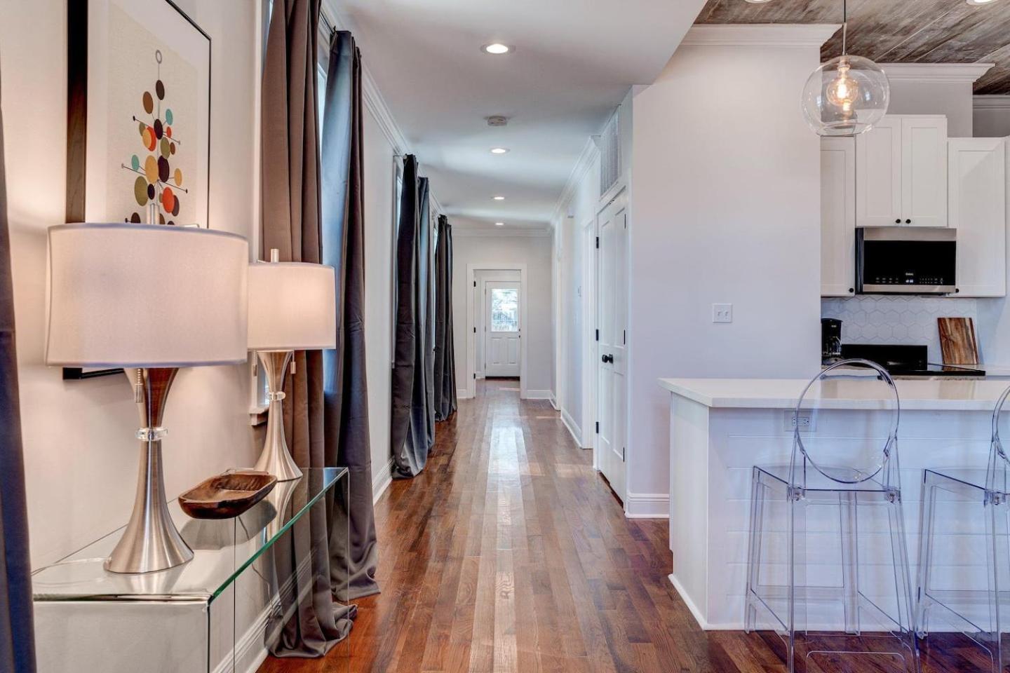 Mid-city 3br W Pool Balcony Near Streetcar & Fq