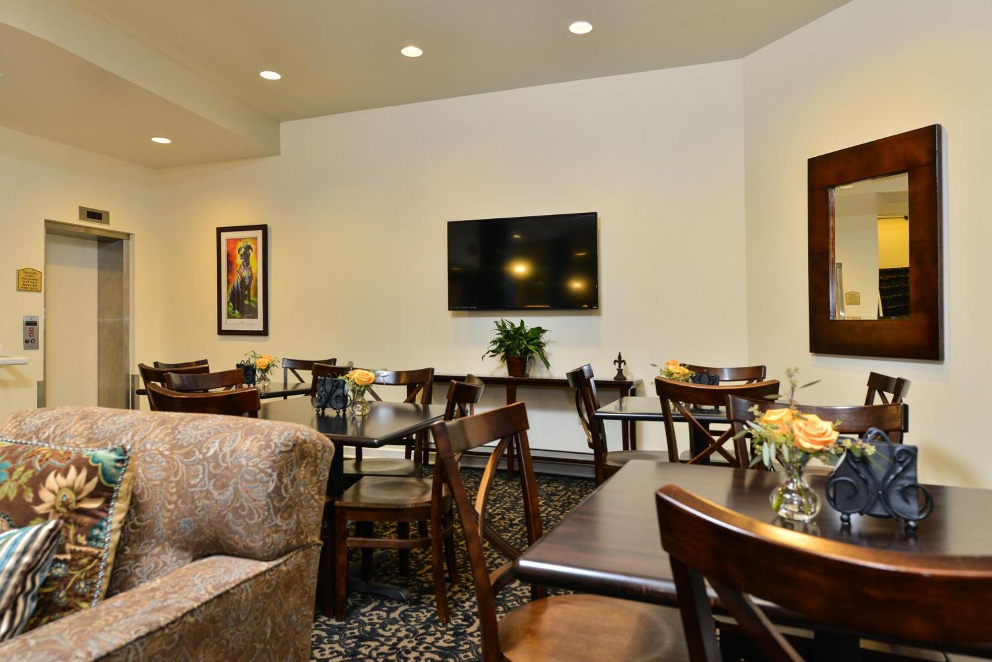 St Charles Inn, Superior Hotel