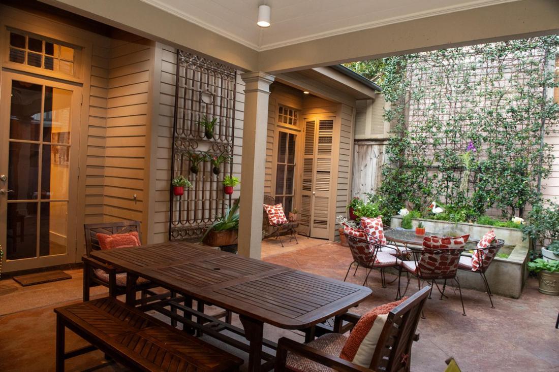 Engine 24 Firehouse 3* New Orleans