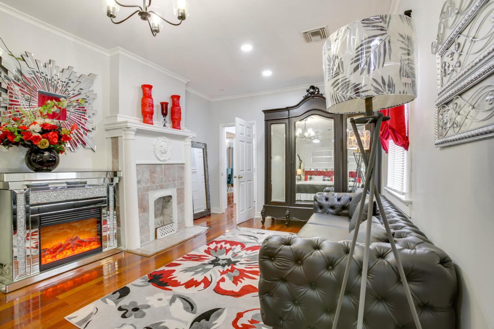 2 Mi To Audubon Park Glam Nola Gem