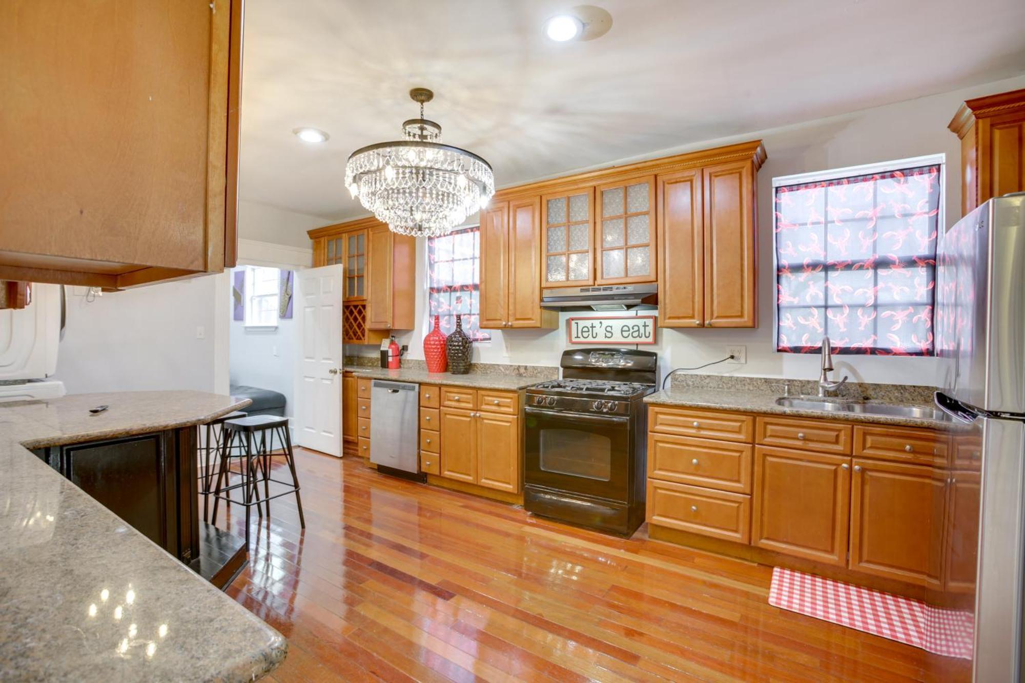 2 Mi To Audubon Park Glam Nola Gem Holiday home