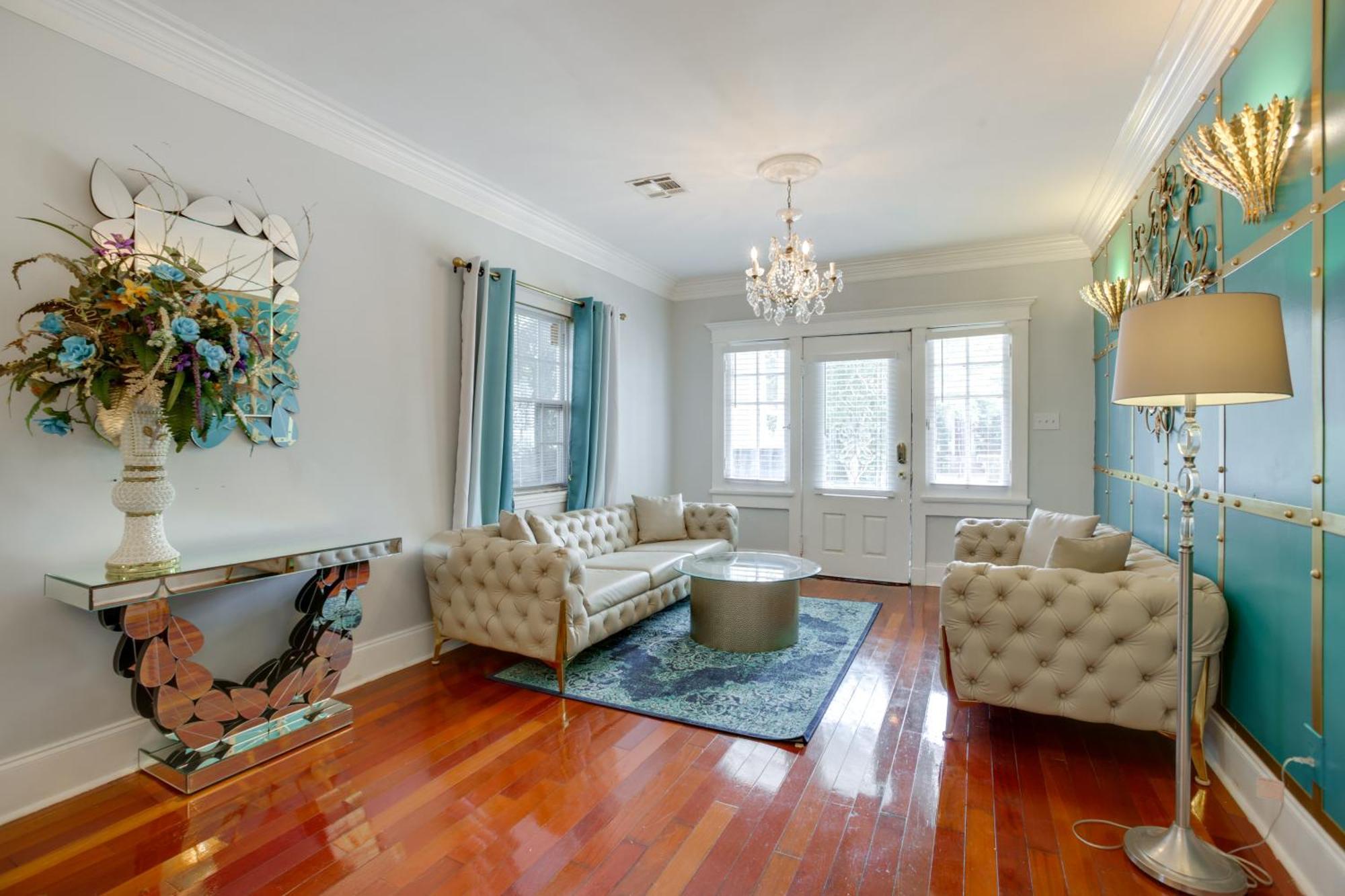 Holiday home 2 Mi To Audubon Park Glam Nola Gem *