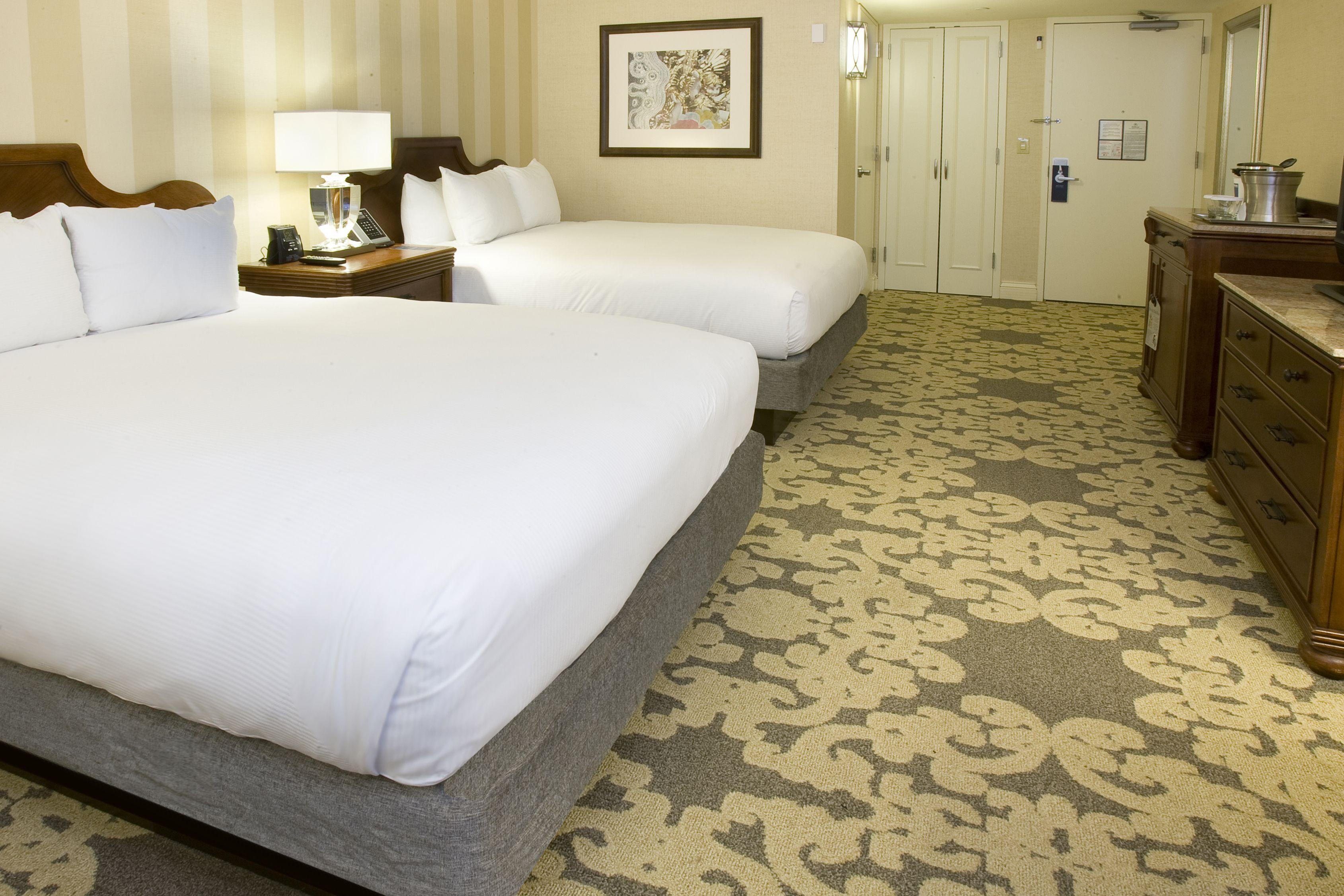 Hilton Riverside 4*