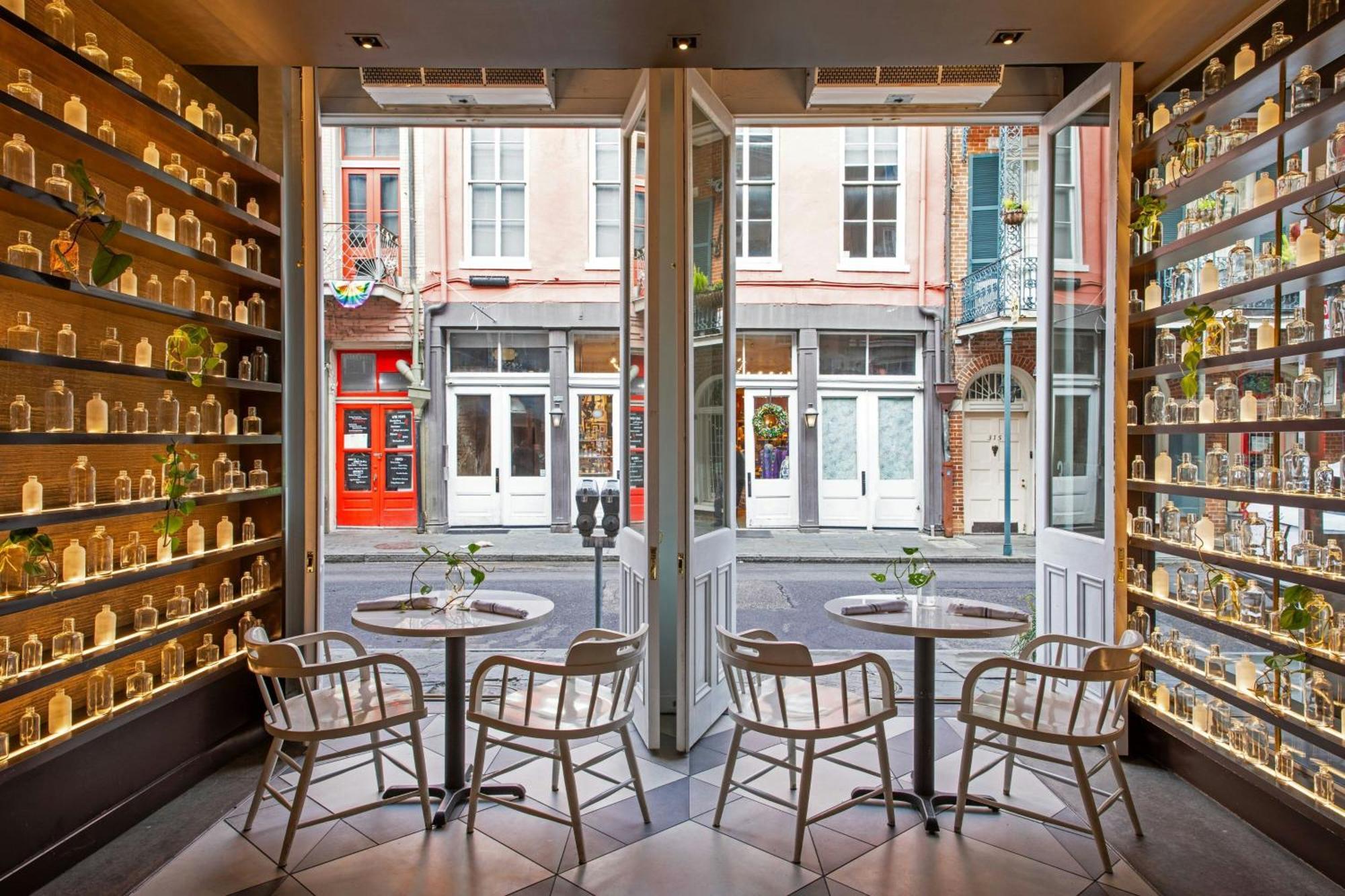 De La Poste - French Quarter, A Renaissance Hotel