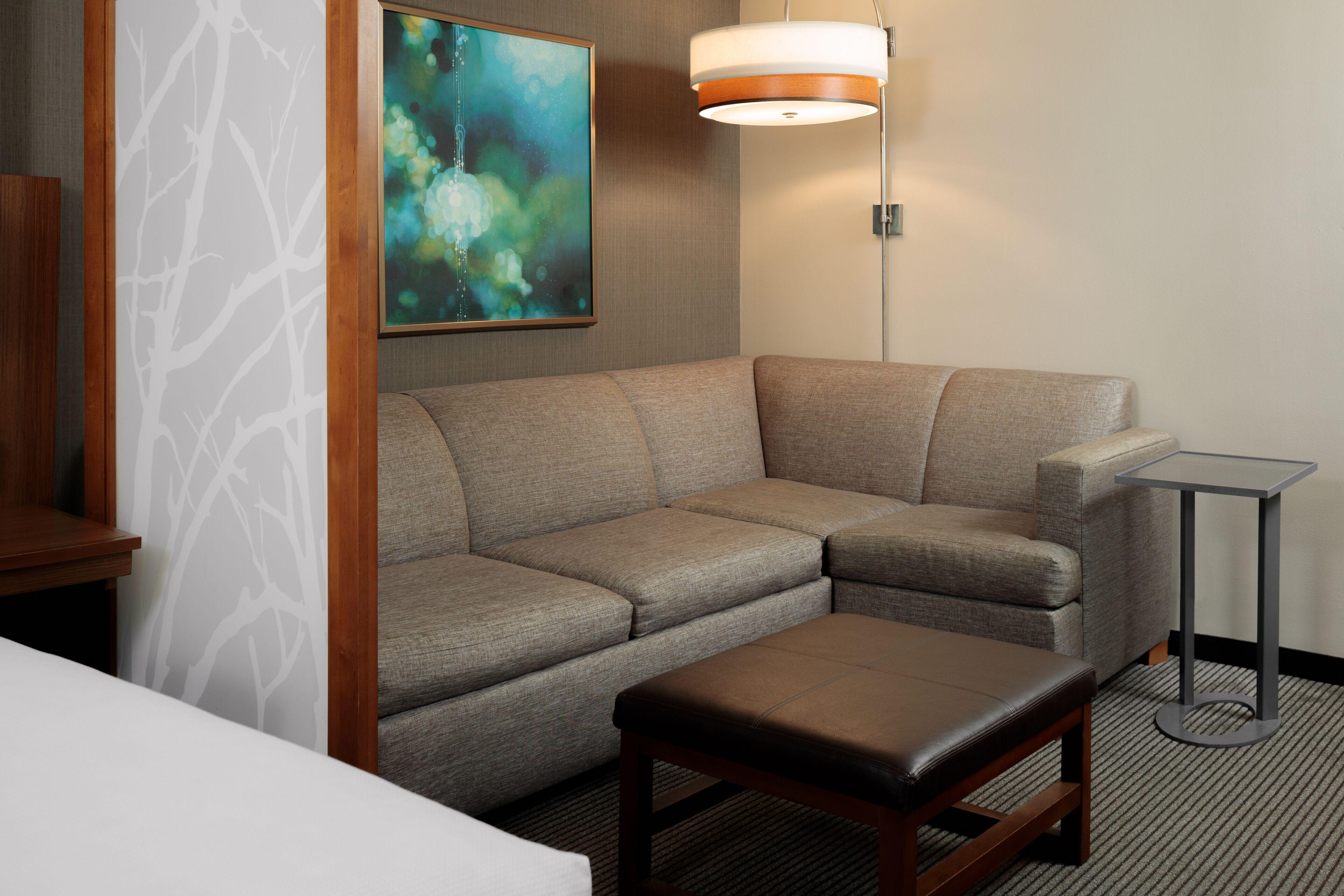 Hyatt Place Convention Center 3*