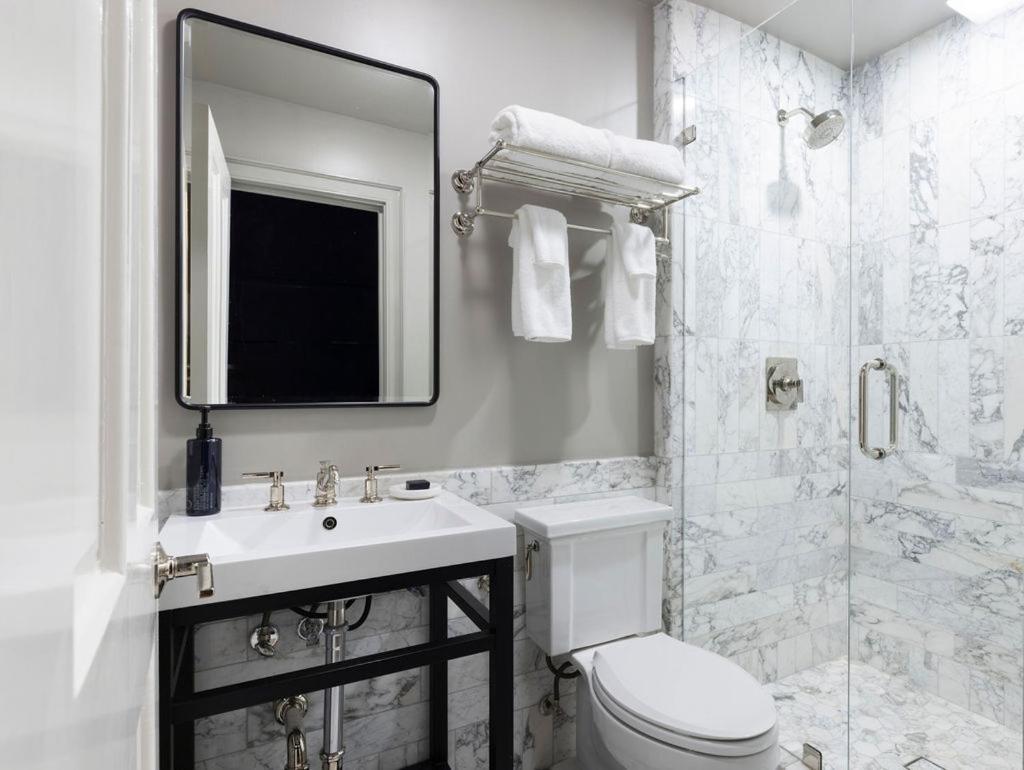 Garden District Hotel 5*