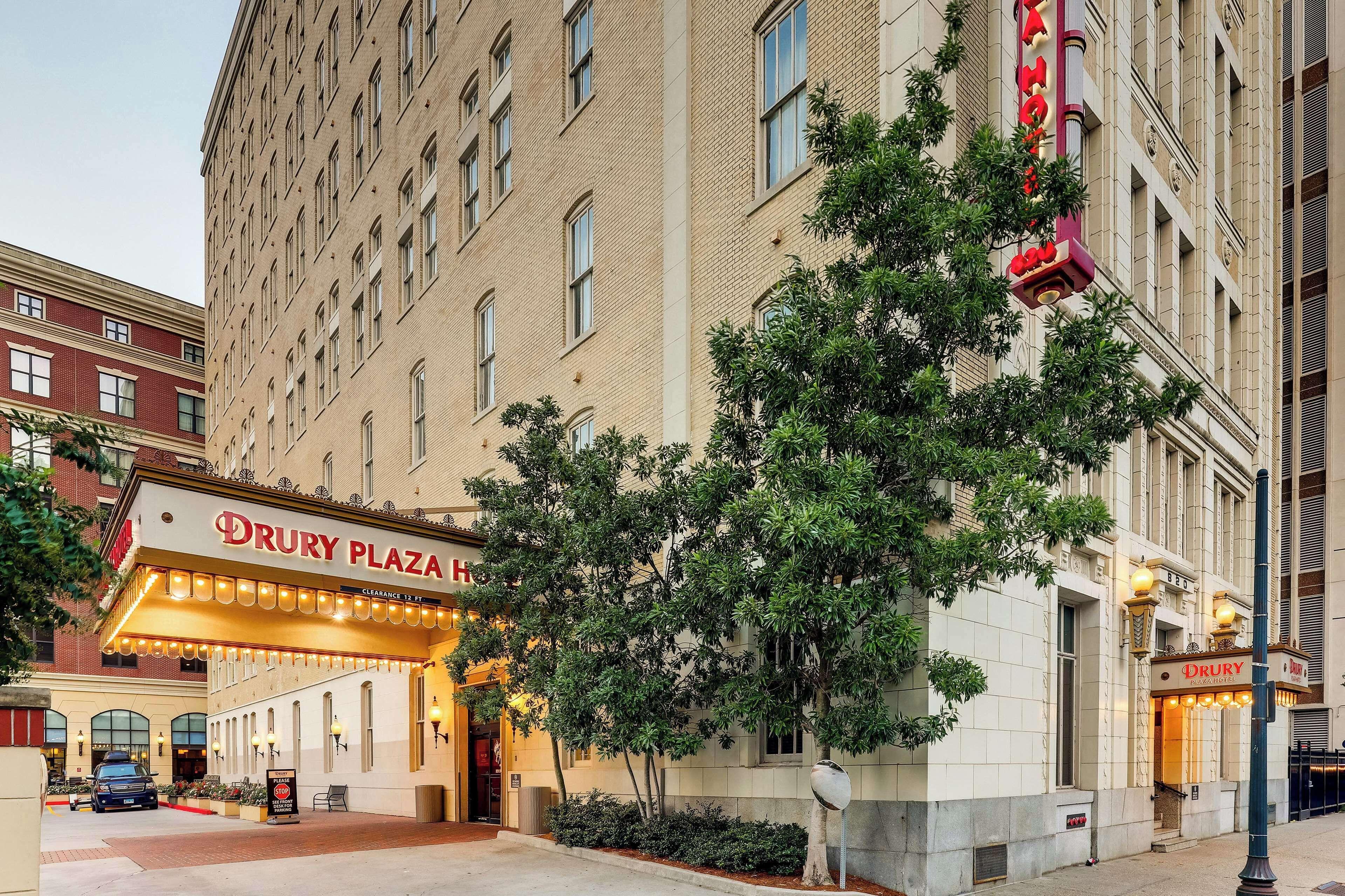 Hotel Drury Plaza
