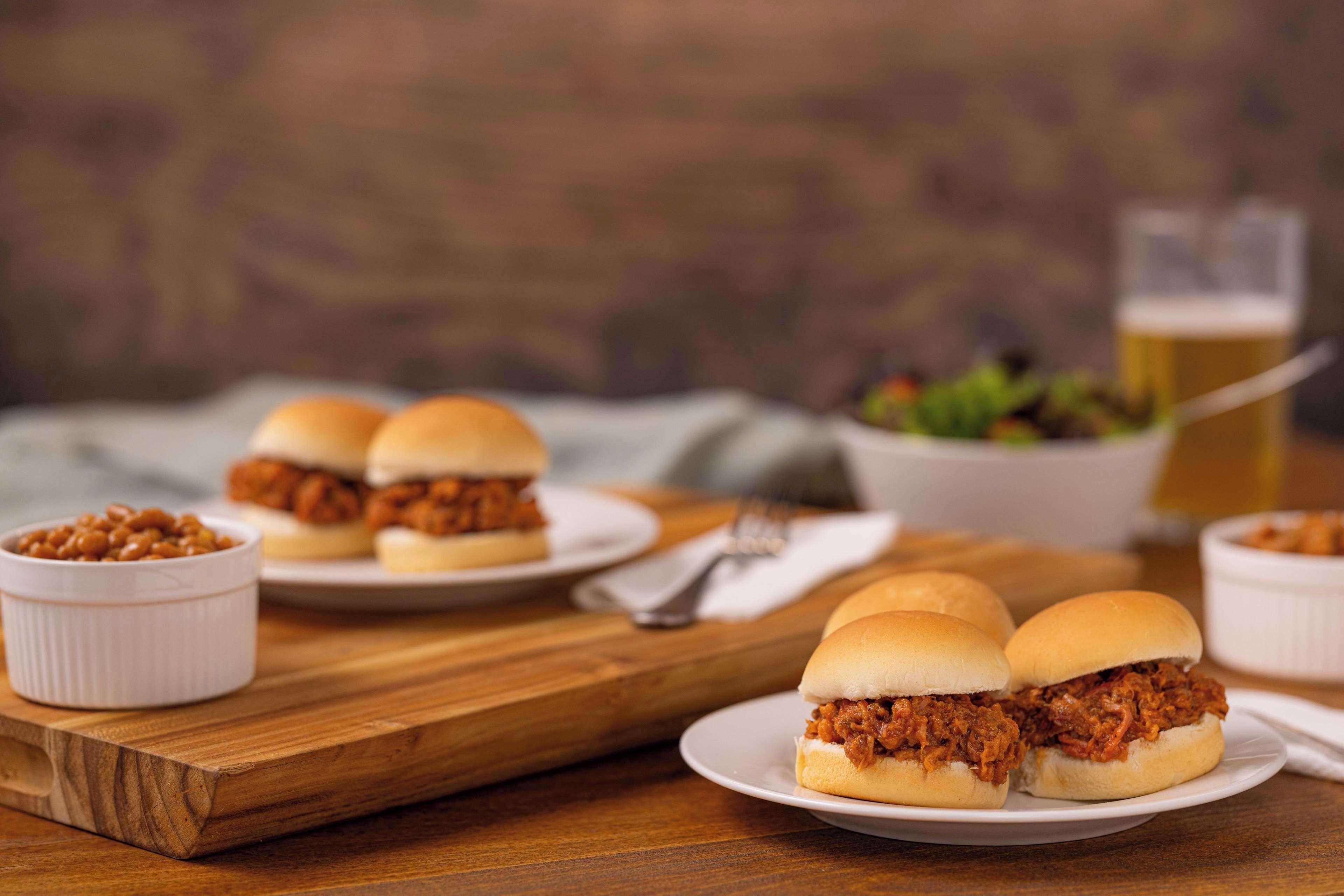 Hotel Drury Plaza 3*