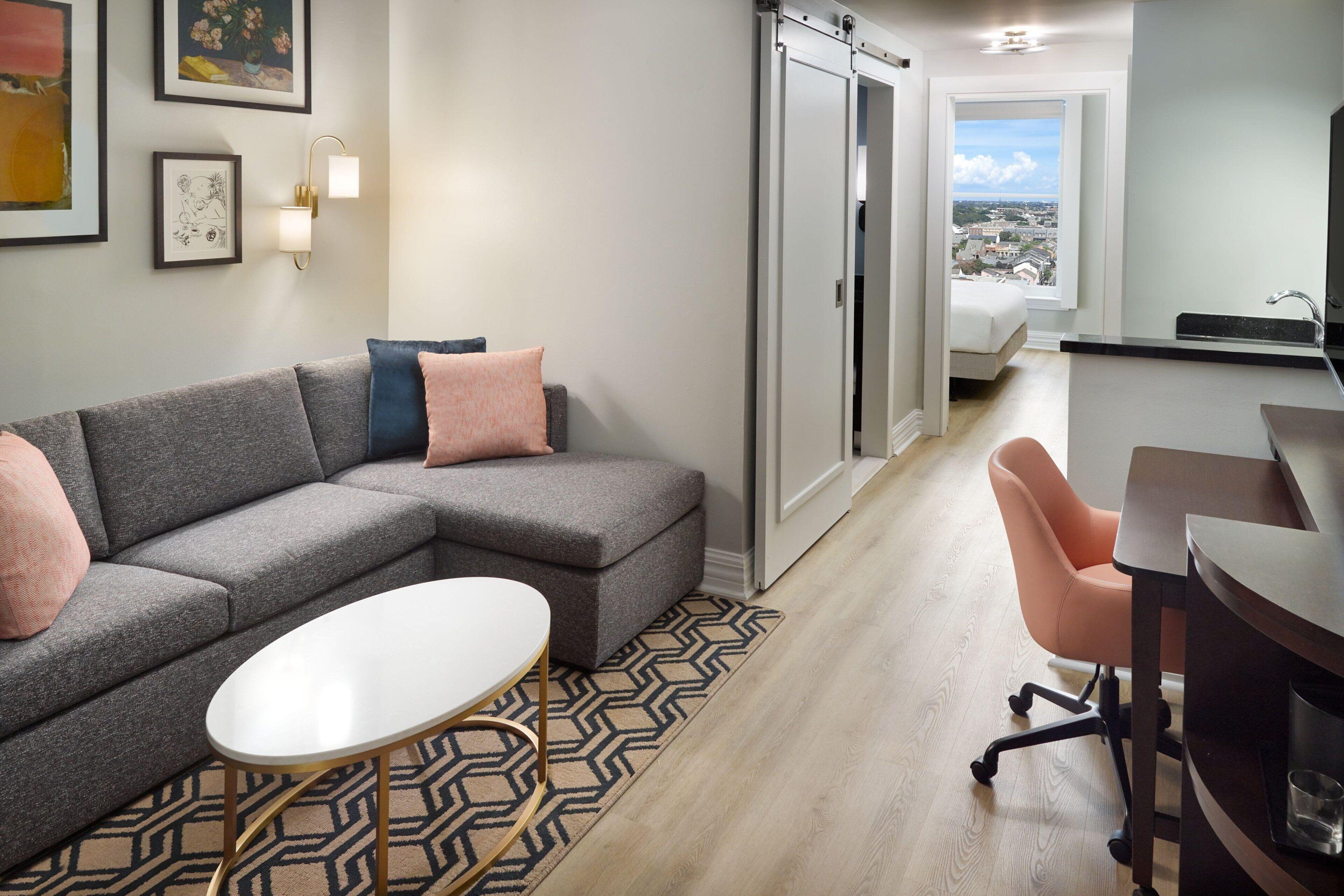 Hotel Courtyard By Marriott French Quarter/iberville 3*