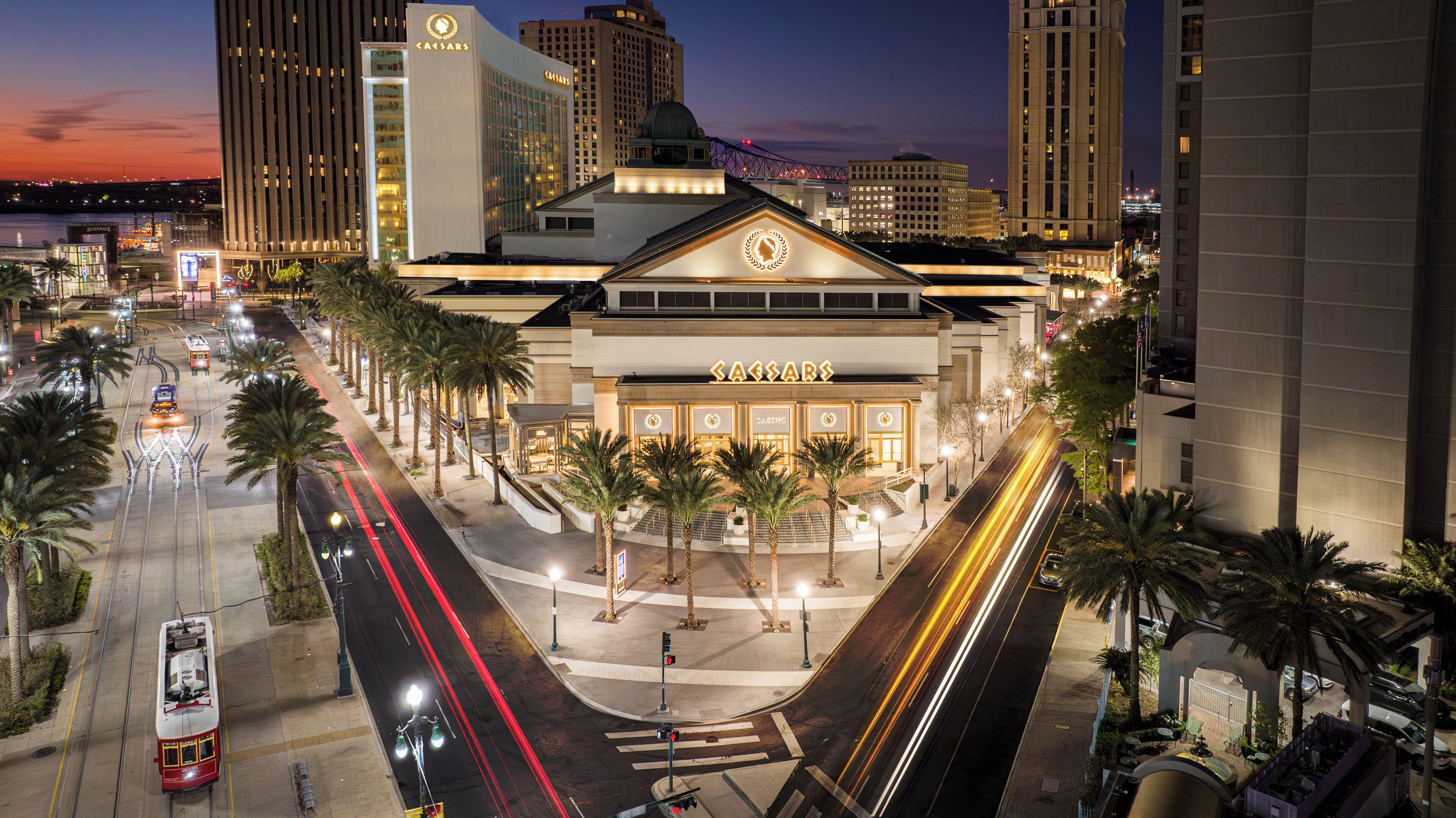 Hotel Caesars New Orleans, A Caesars Destination