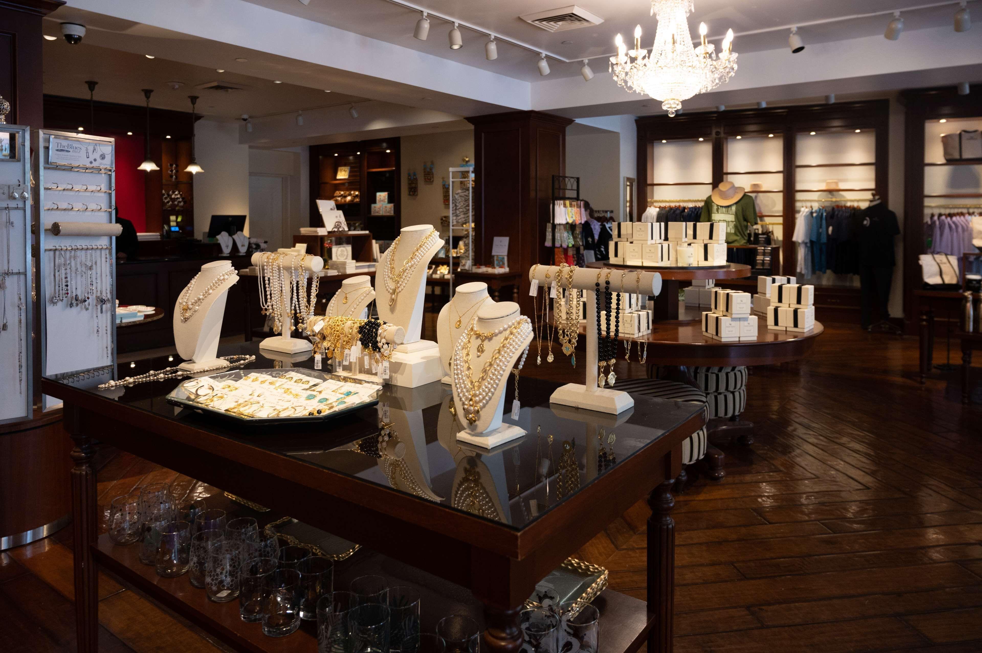 The Roosevelt - Waldorf Astoria & New Orleans