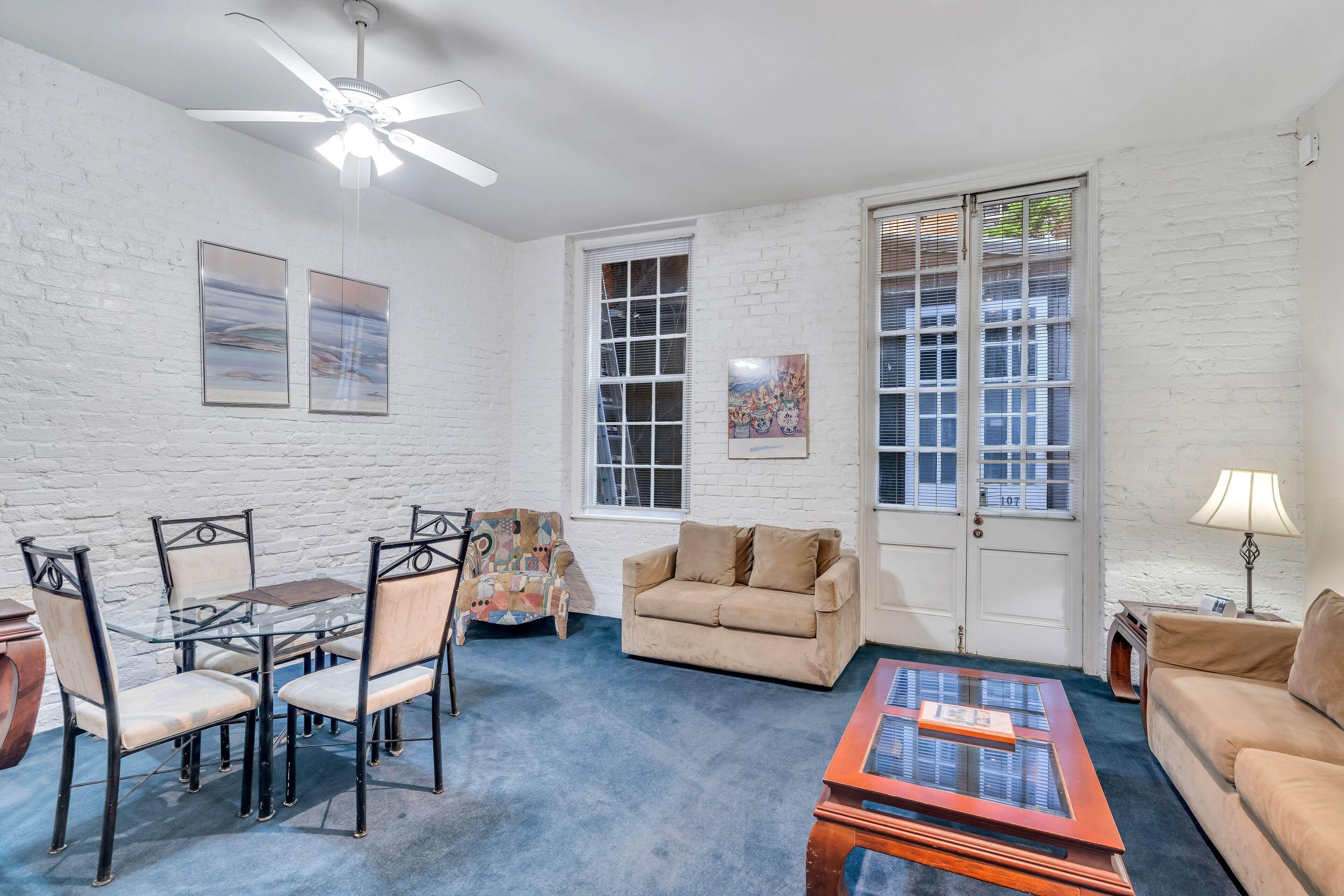 De L'eau Vive Hotel New Orleans