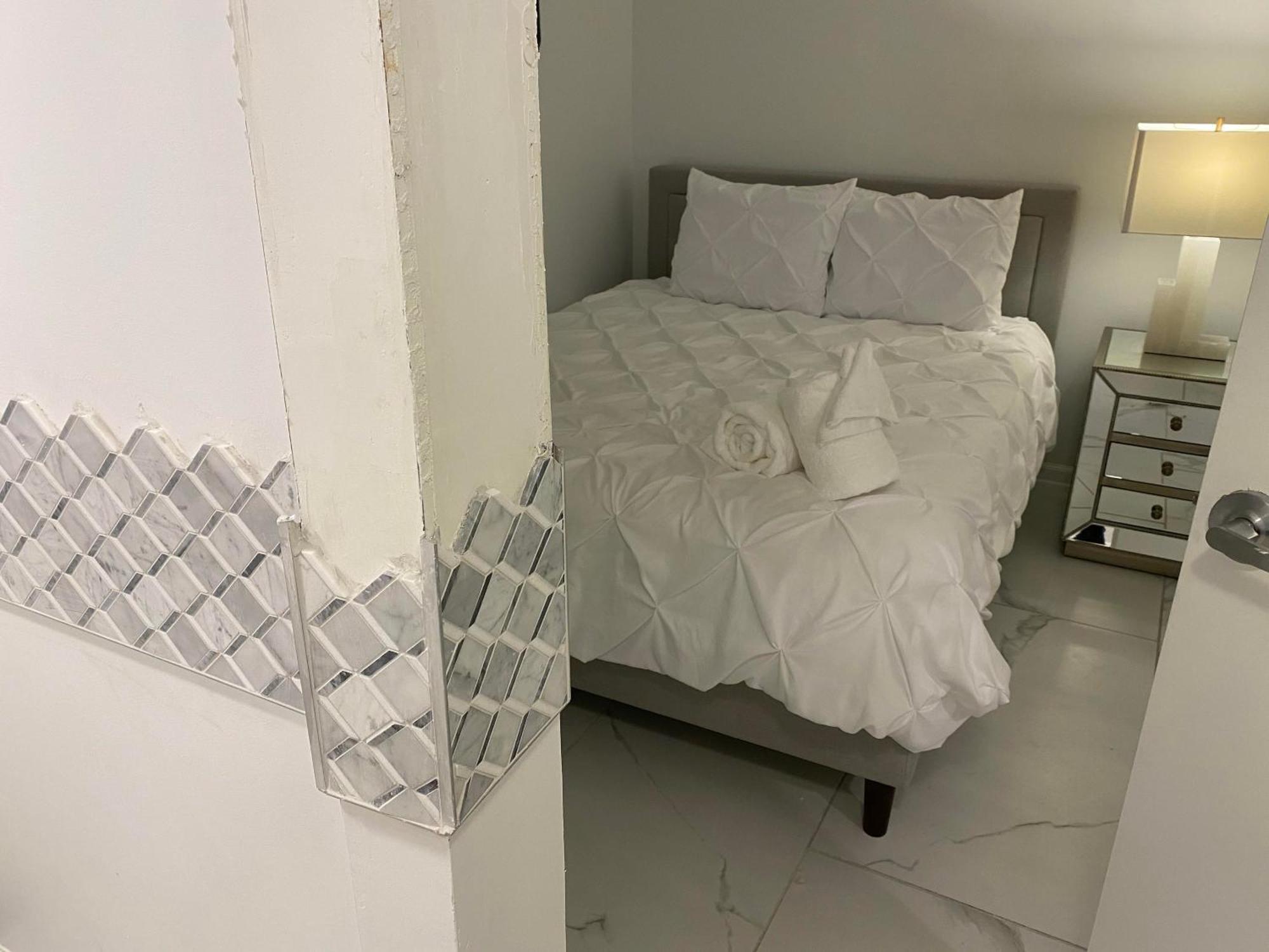 9br-sleeps 19. Amazing Deal!! Hotel 4*