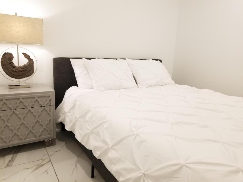 Hotel 9br-sleeps 19. Amazing Deal!! 4*