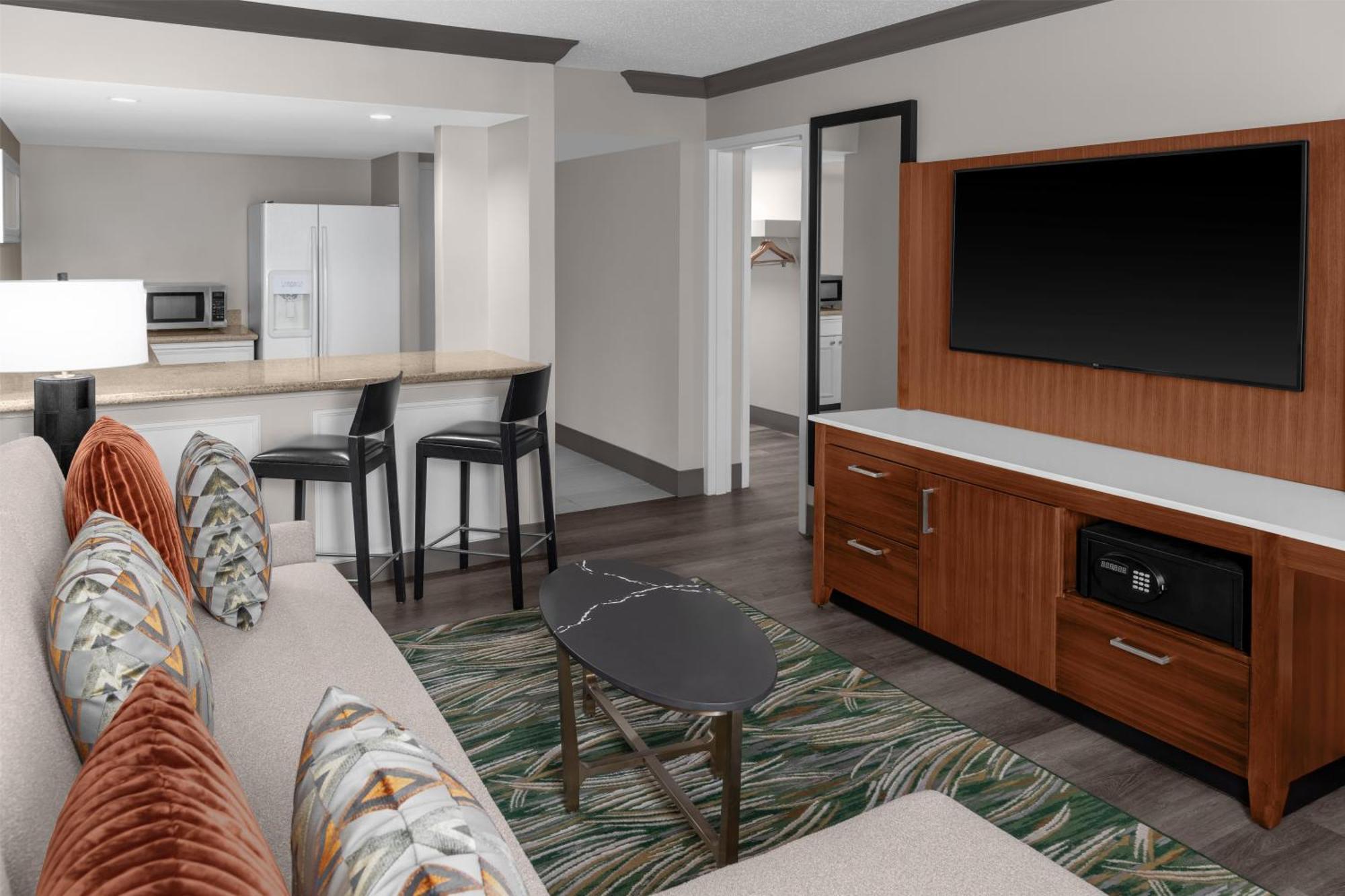 Doubletree By Hilton New Orleans