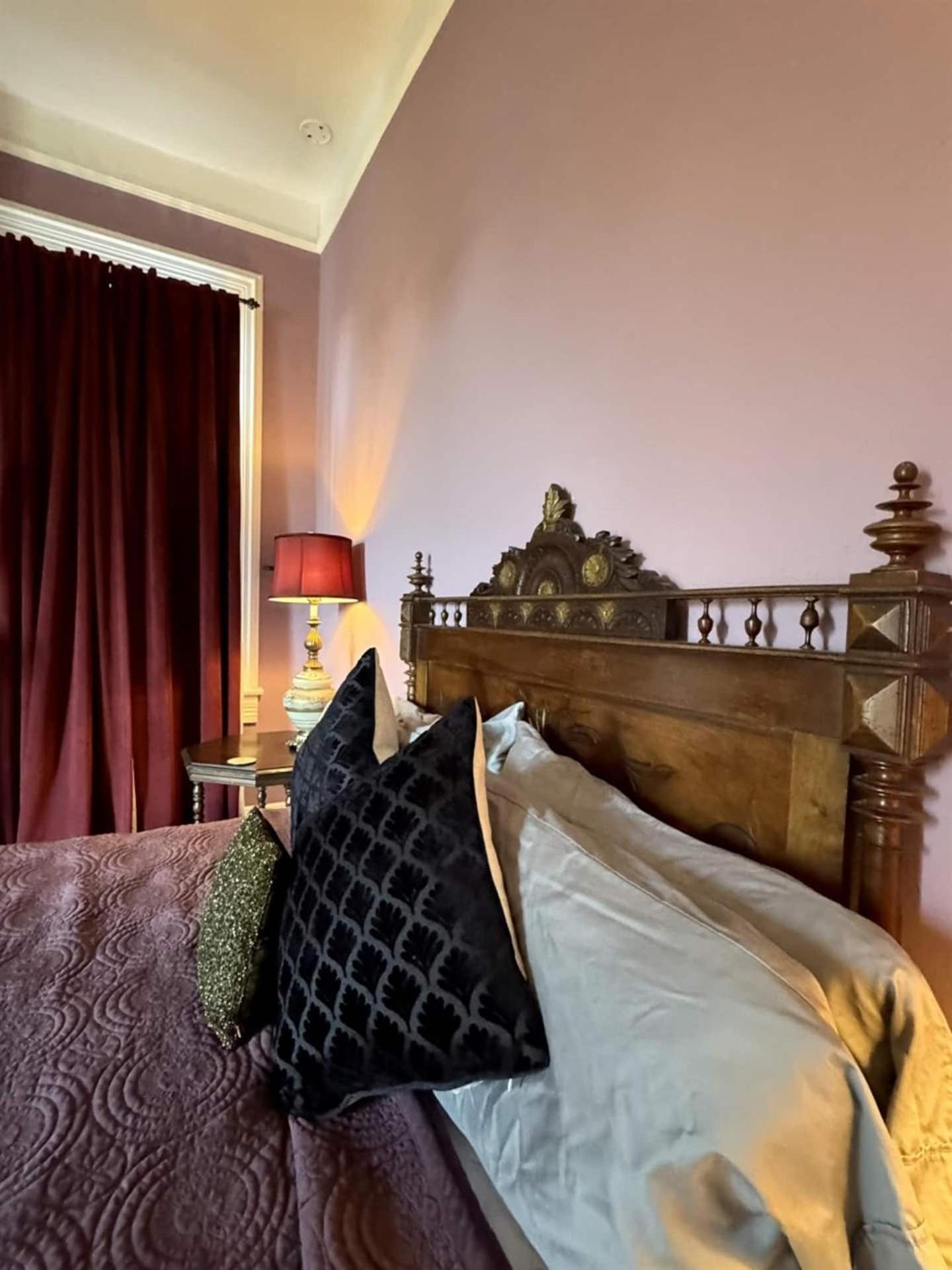 Historic- Salt Pool-balconies-near French Quarter Holiday home