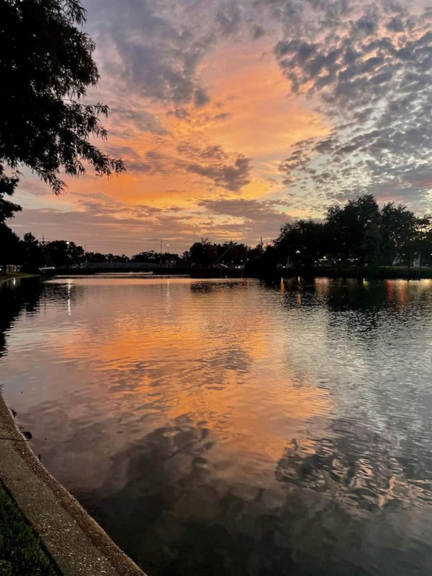 Historic- Salt Pool-balconies-near French Quarter *