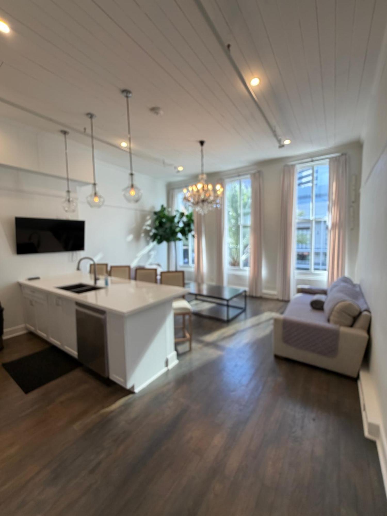 Jimmys On Canal St Aparthotel *