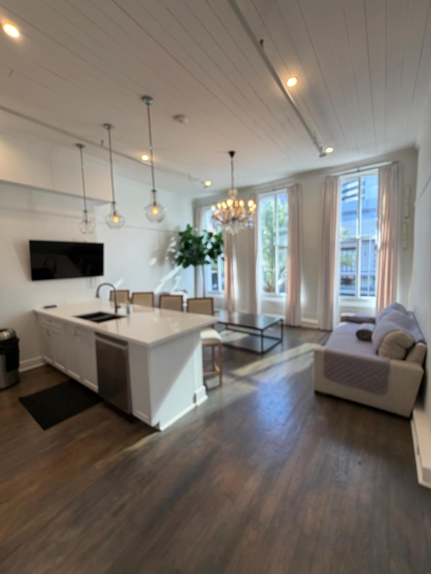 Jimmys On Canal St * New Orleans