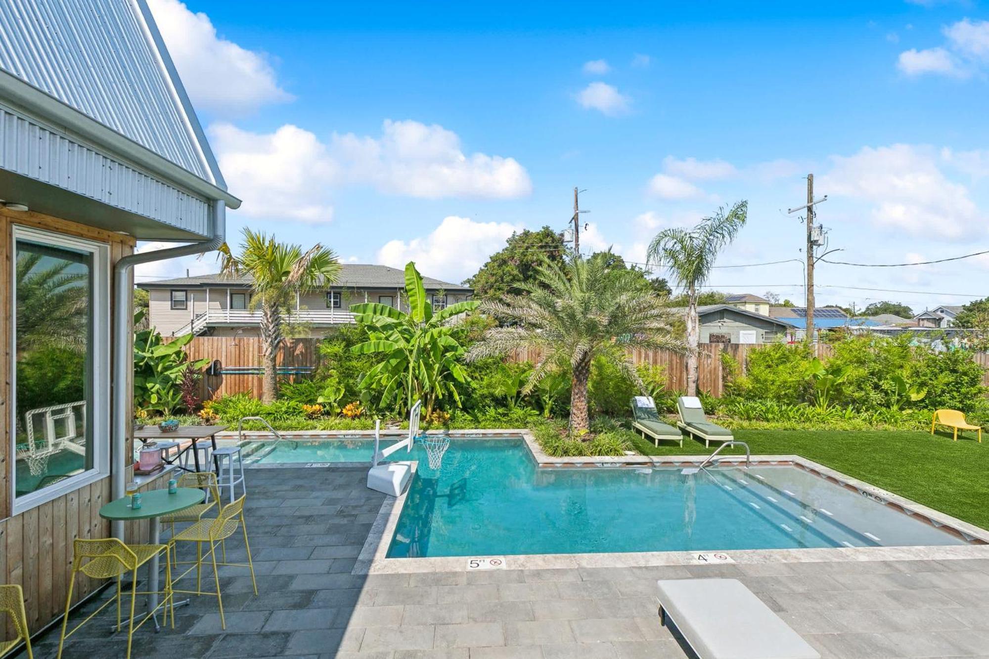 The Herald 12br Private Holiday home